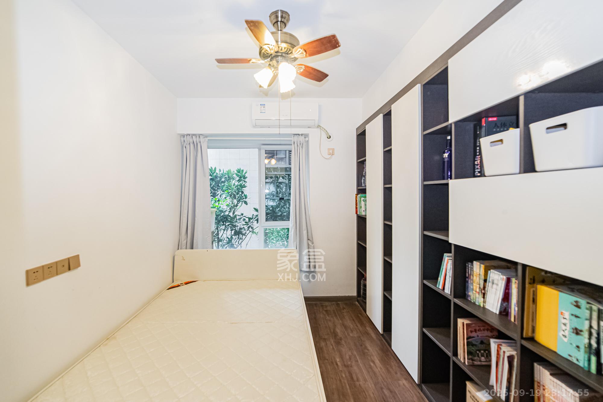 北辰三角洲C2区 3室2厅2卫 162.0万 北辰三角洲C2区 3室2厅2卫 162.0万卧室