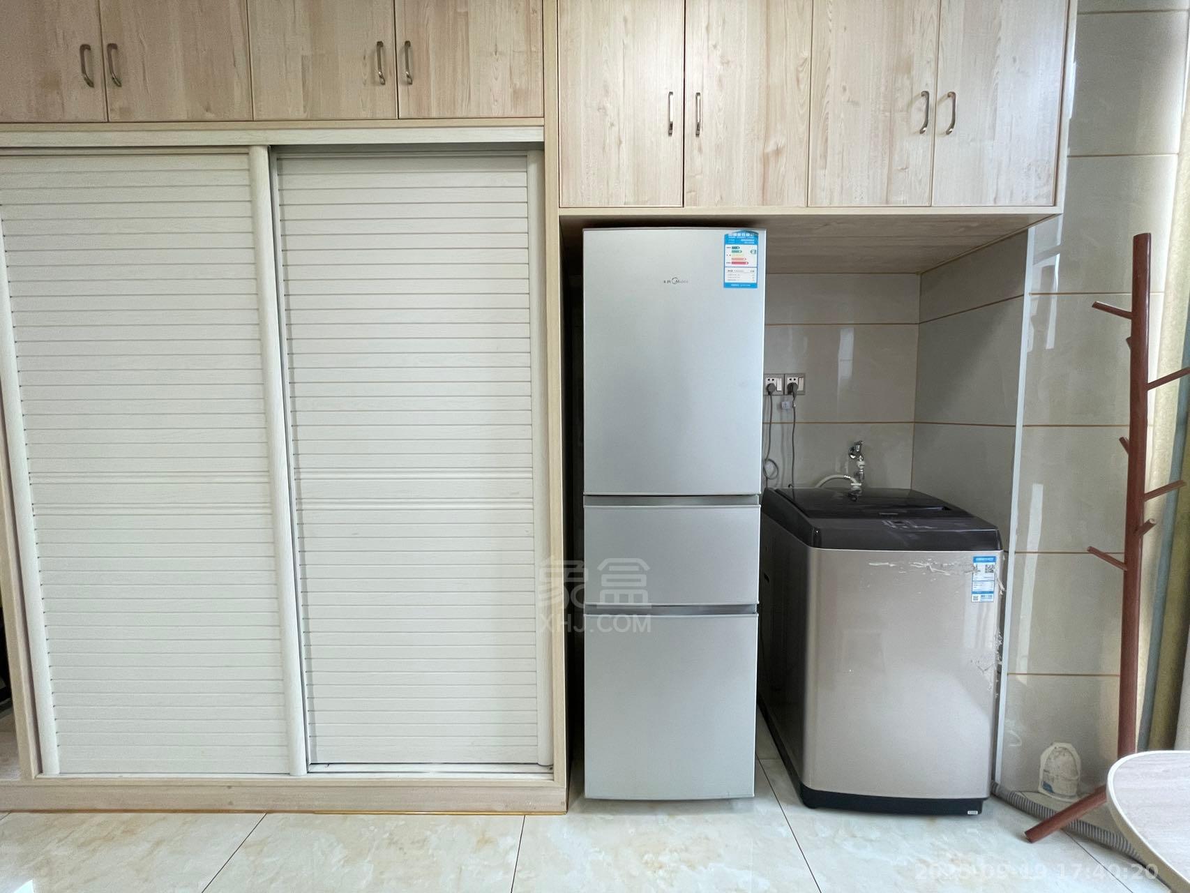 白金汉宫 1室1厅1卫 1300.0元/月 白金汉宫 1室1厅1卫 1300.0元/月室内图