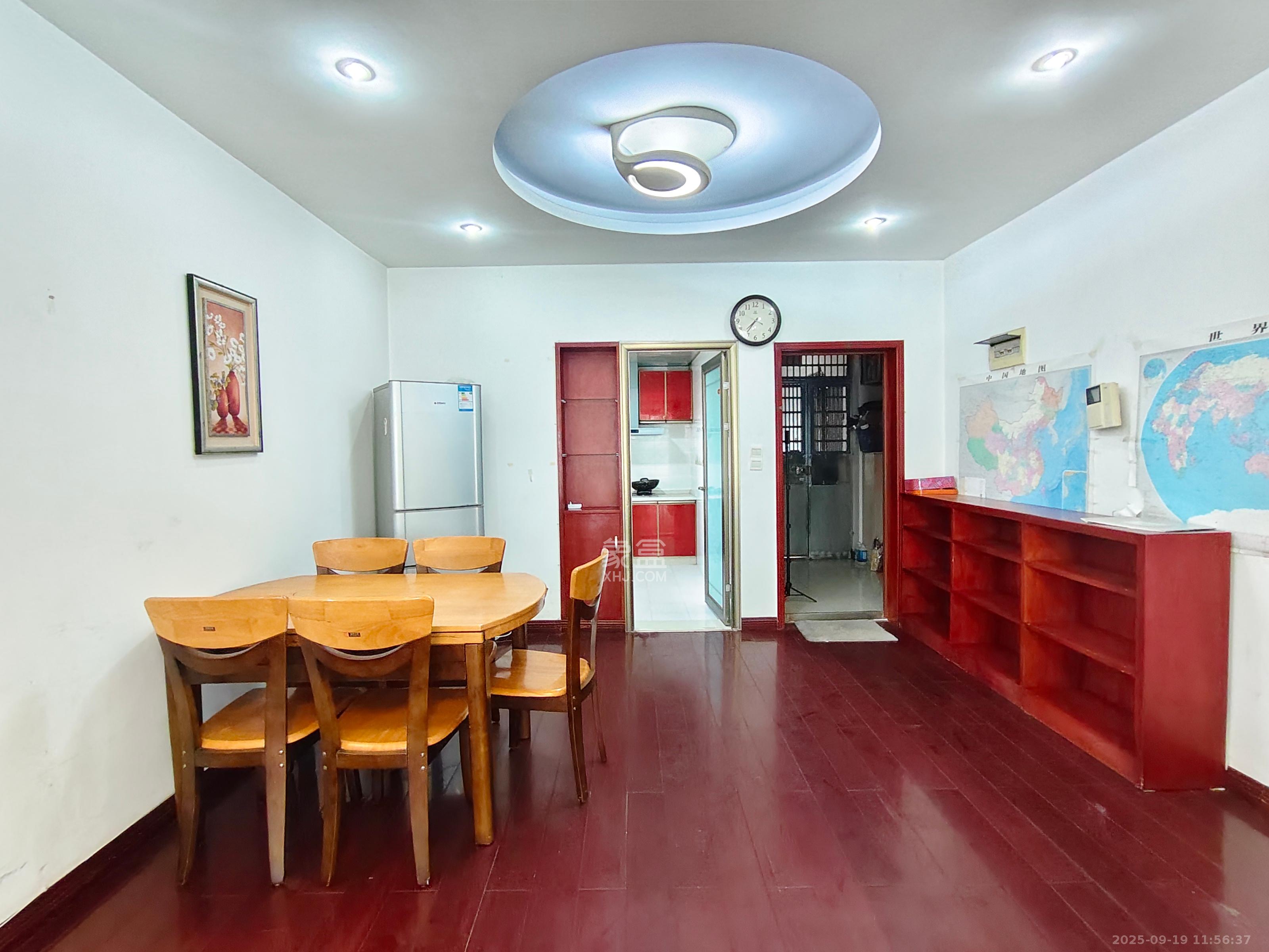 枫雅名苑  2室2厅1卫    2000.0元/月室内图