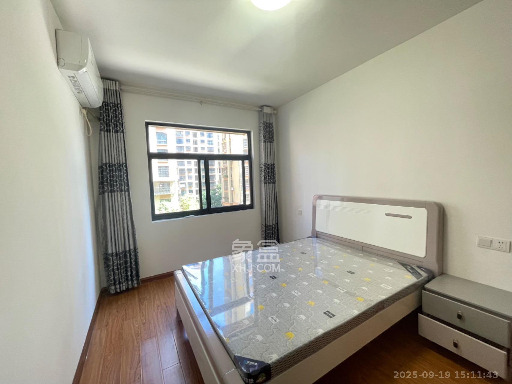 安泰嘉园(湘府邻伴) 3室2厅2卫 2500.0元/月 安泰嘉园(湘府邻伴) 3室2厅2卫 2500.0元/月室内图