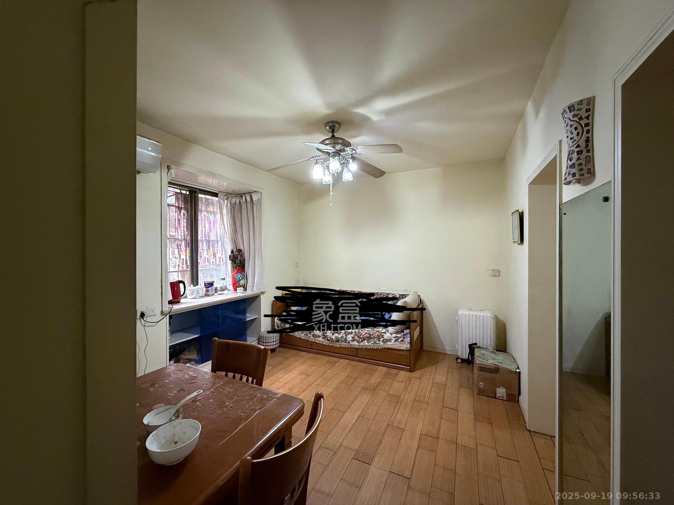 南湖路水工机械厂宿舍 2室1厅1卫 1600.0元/月 南湖路水工机械厂宿舍 2室1厅1卫 1600.0元/月室内图