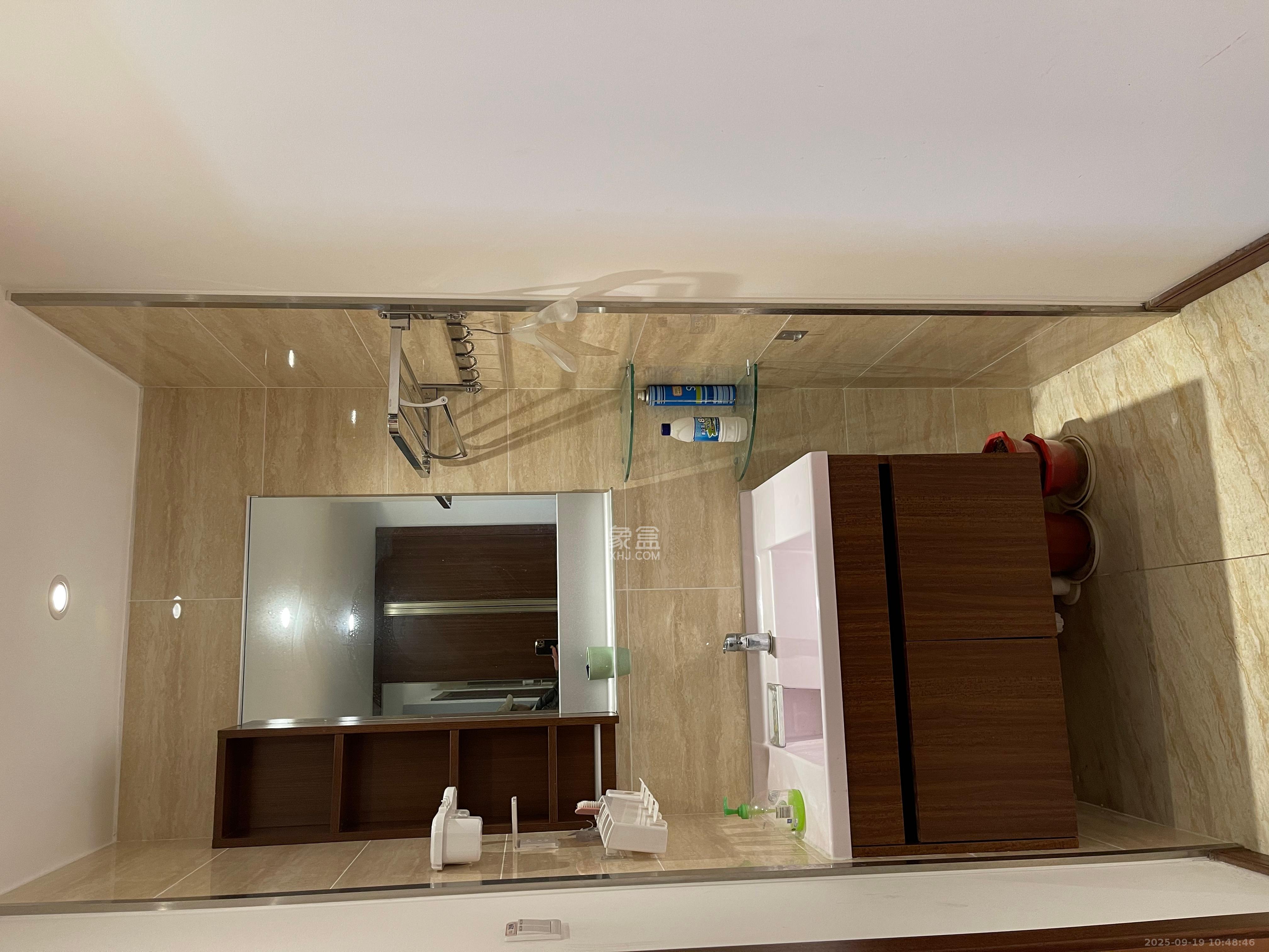 万科里金域国际  4室2厅2卫    4500.0元/月室内图