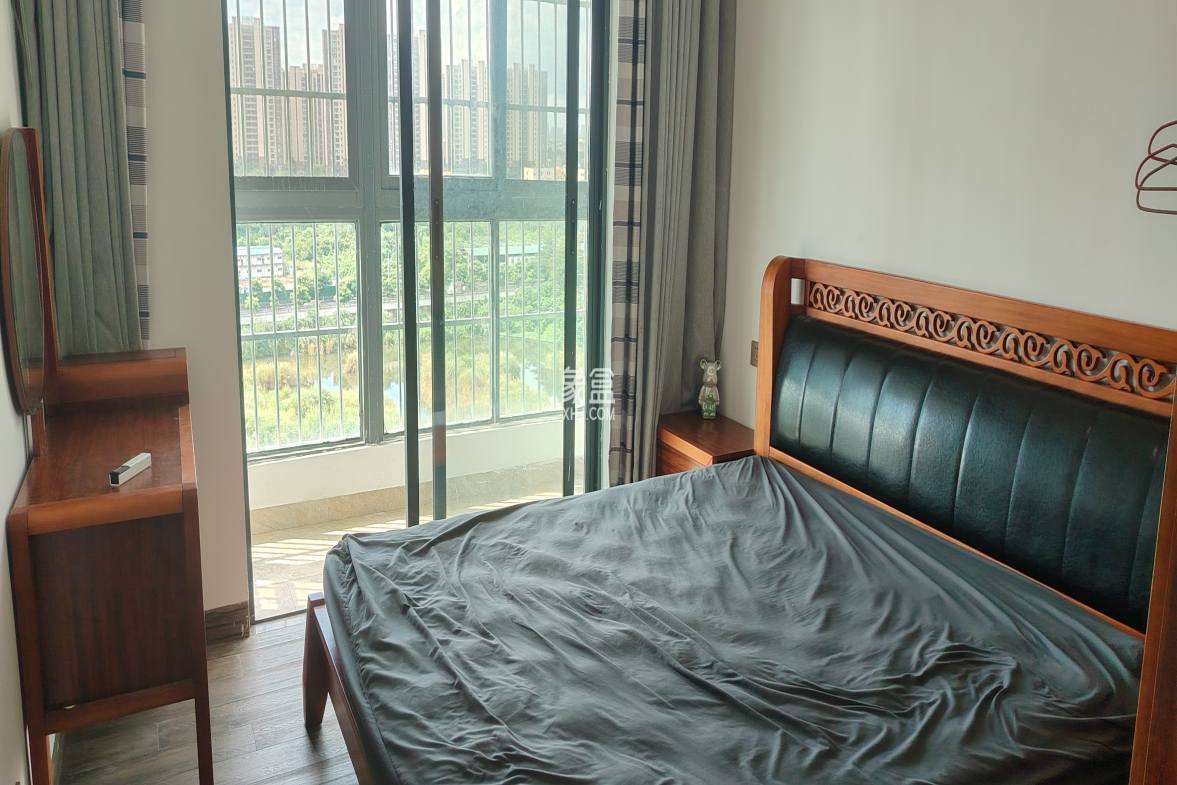 新城吾悦广场 3室2厅1卫 2700.0元/月 新城吾悦广场 3室2厅1卫 2700.0元/月室内图