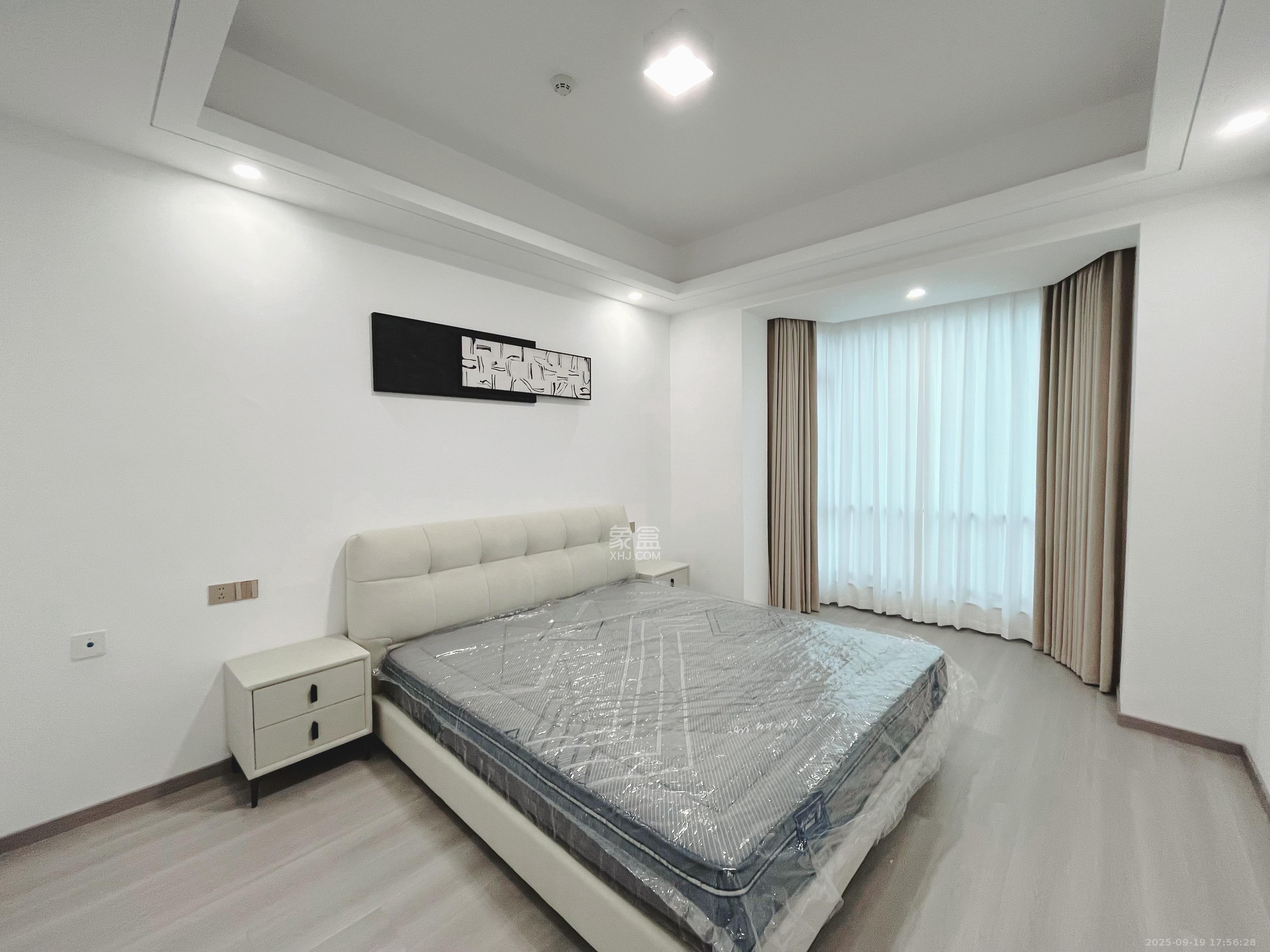 富兴时代御城  4室2厅3卫    10000.0元/月室内图