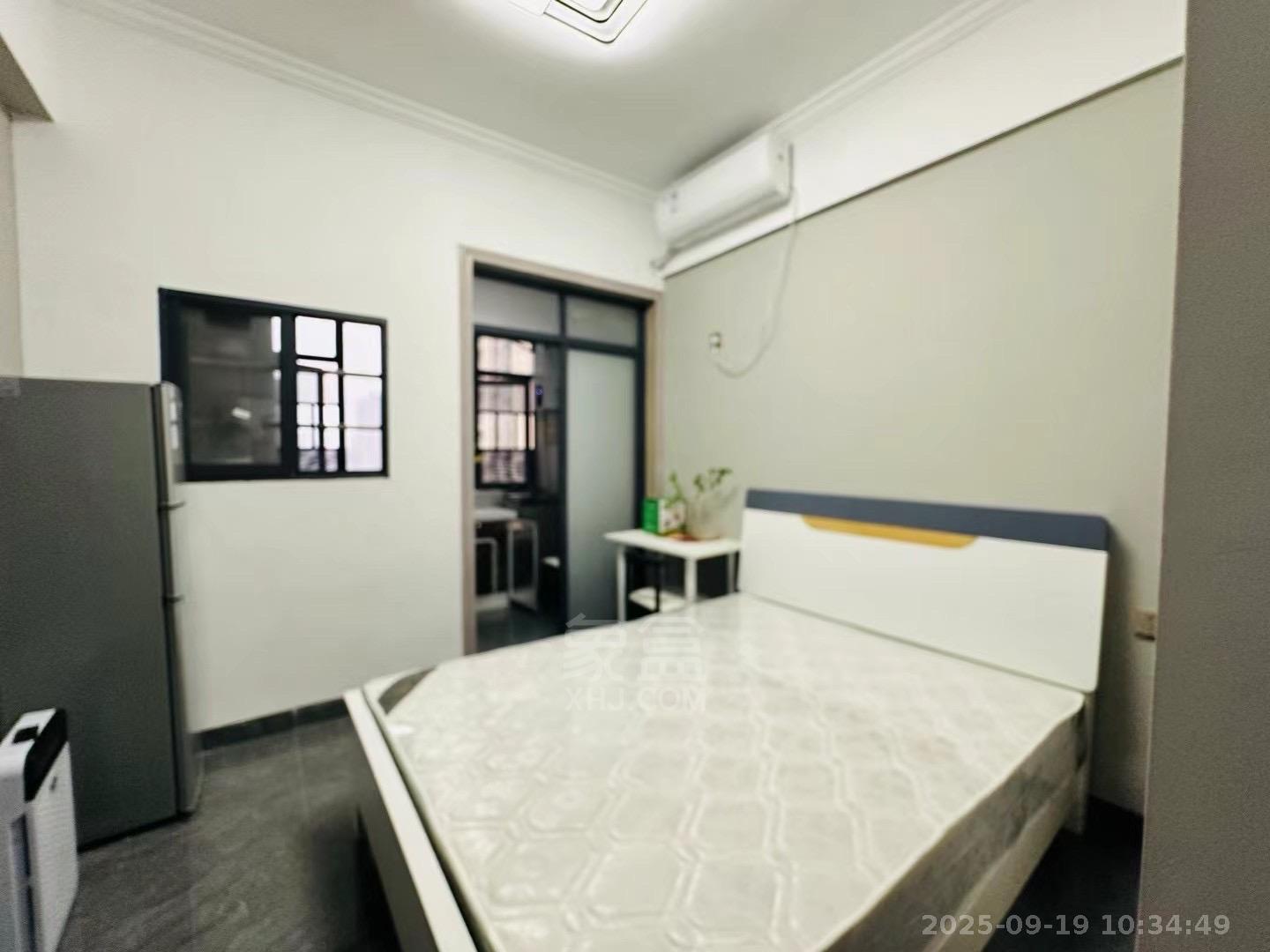 和顺天河广场(型格广场) 1室1厅1卫 1100.0元/月 和顺天河广场(型格广场) 1室1厅1卫 1100.0元/月室内图