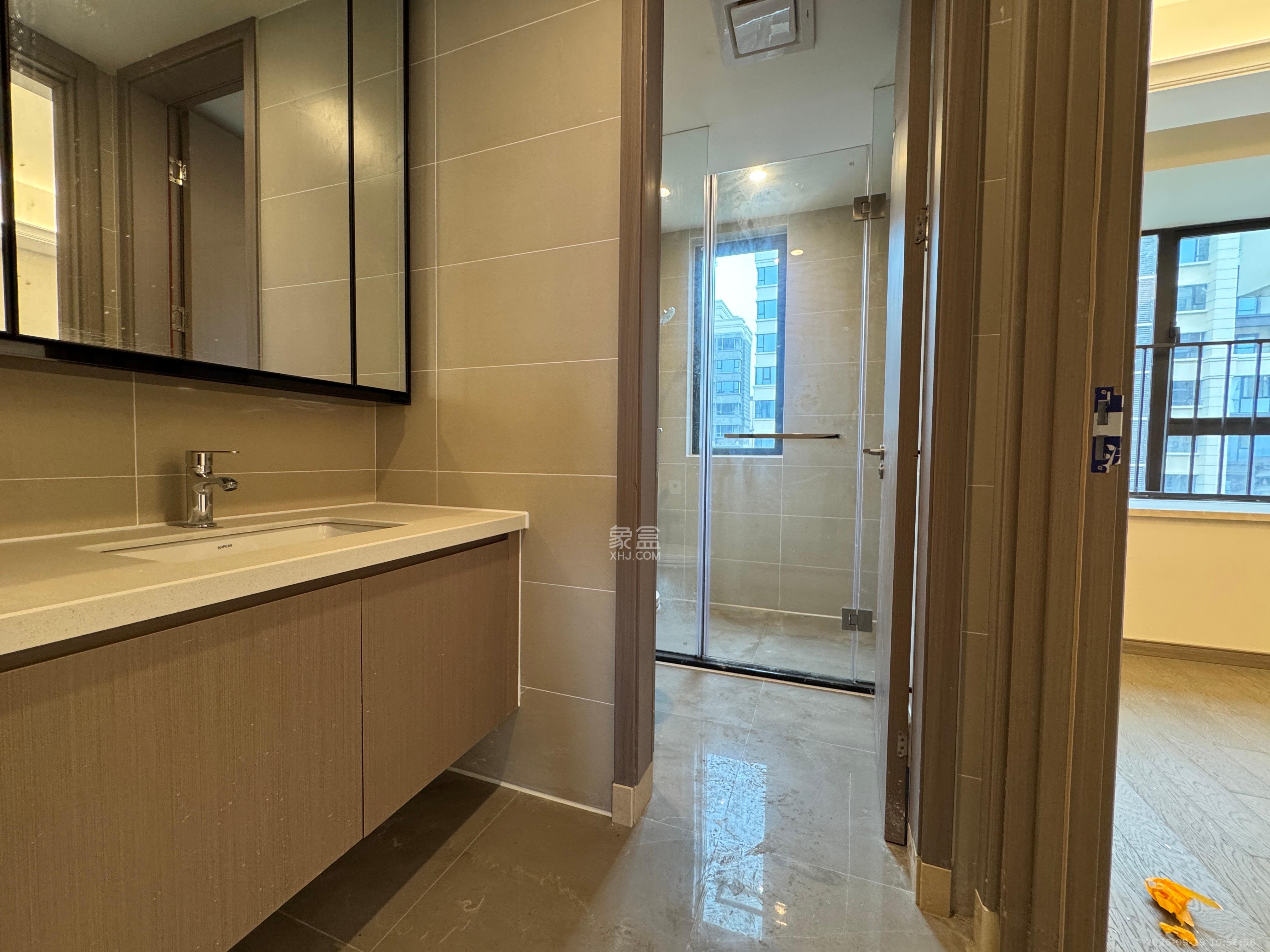 新力铂园(江山云著) 4室2厅2卫 4800.0元/月 新力铂园(江山云著) 4室2厅2卫 4800.0元/月室内图