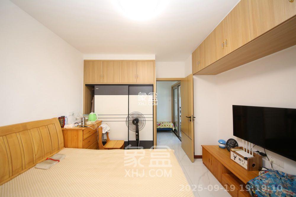 印象天心 1室1厅1卫 2800.0元/月 印象天心 1室1厅1卫 2800.0元/月室内图