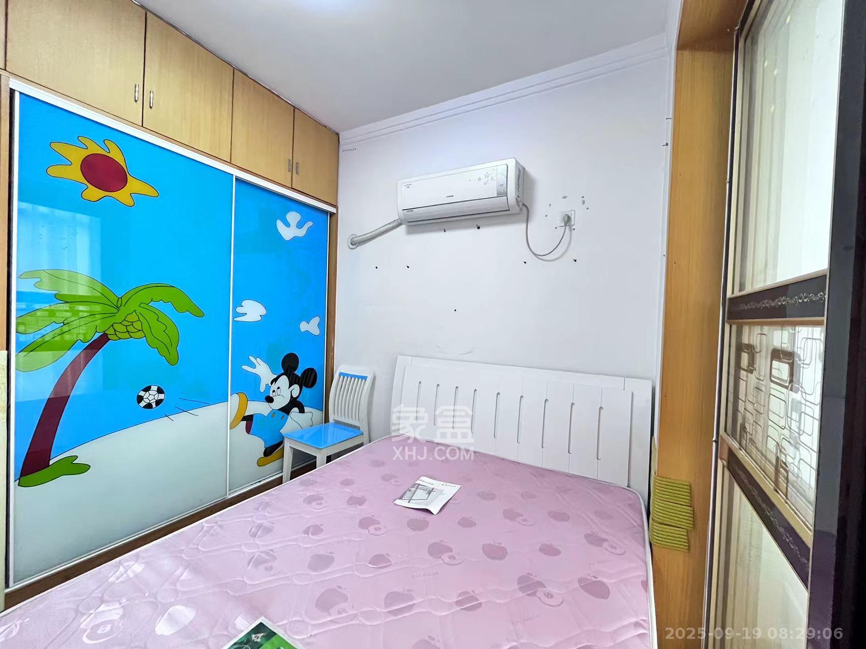 望兴景园一期 3室2厅2卫 2700.0元/月 望兴景园一期 3室2厅2卫 2700.0元/月室内图