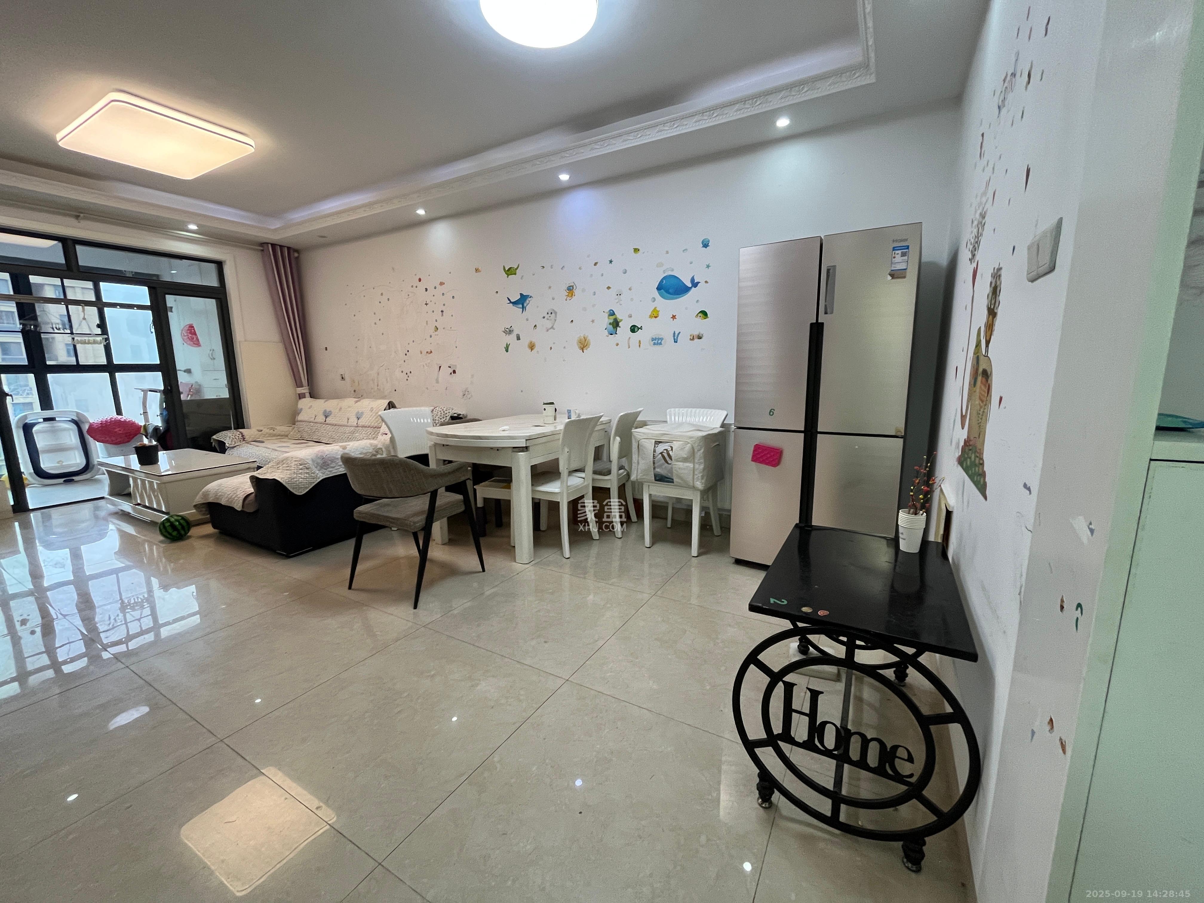 澳海澜庭 2室2厅1卫 1700.0元/月 澳海澜庭 2室2厅1卫 1700.0元/月室内图