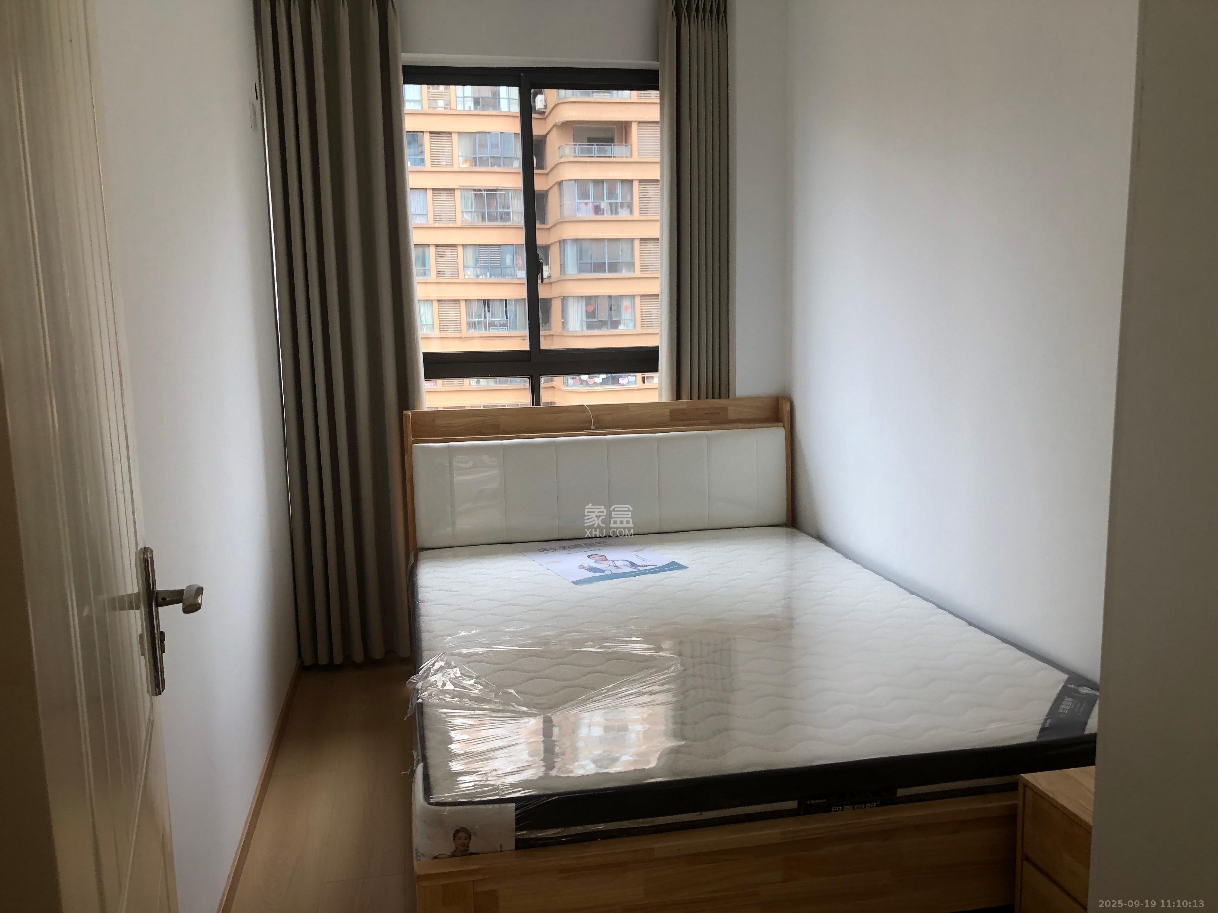 五矿万境水岸一期（万境水岸嘉苑）  3室2厅1卫    2300.0元/月室内图