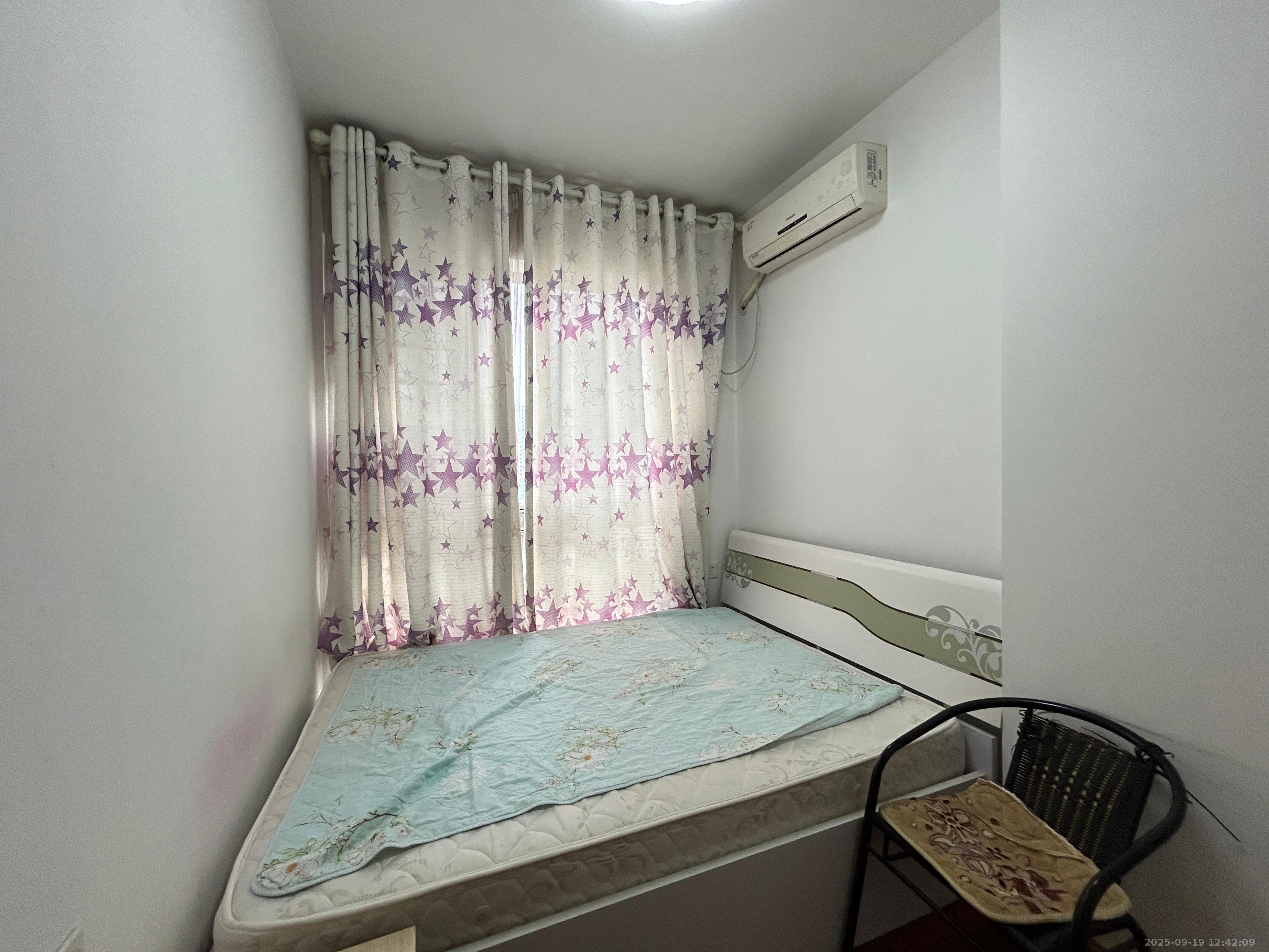 长盛岚庭 3室2厅1卫 2400.0元/月 长盛岚庭 3室2厅1卫 2400.0元/月室内图