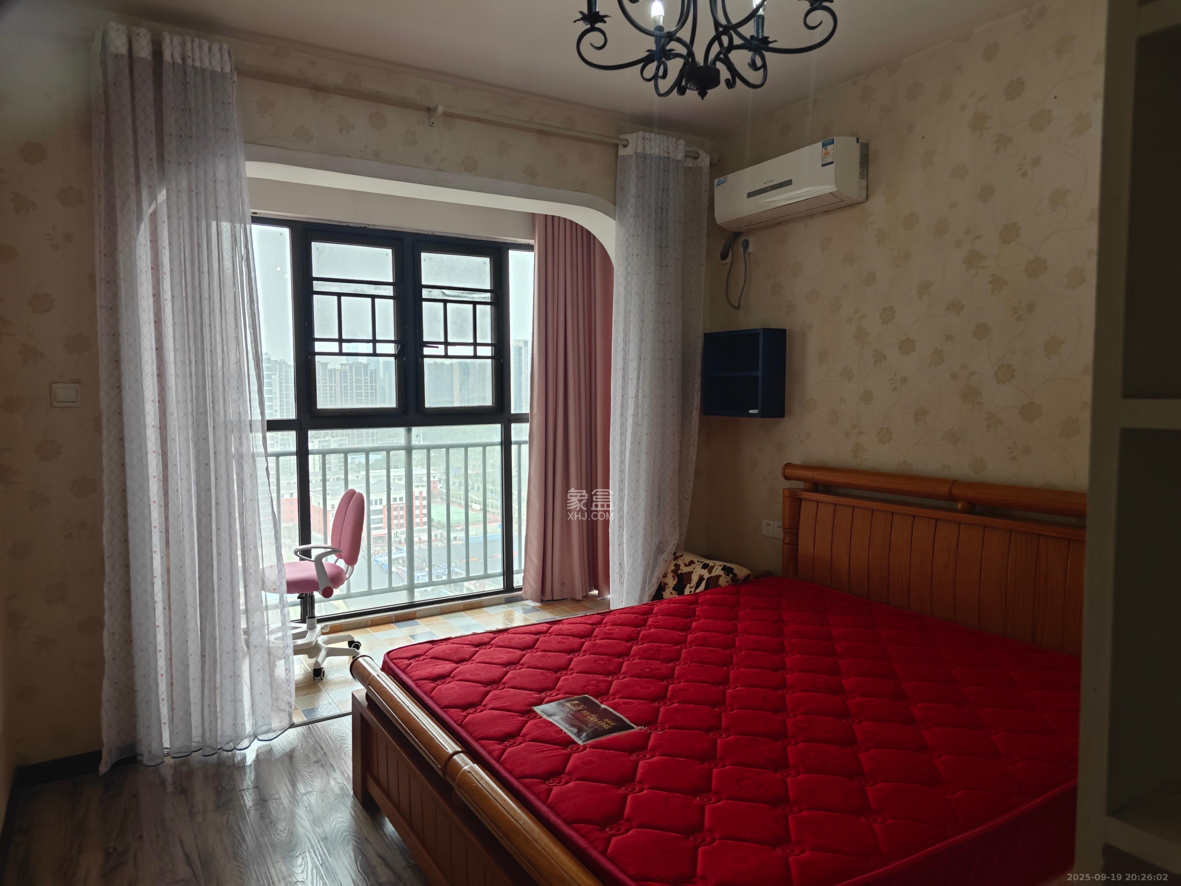 东岸城邦 3室2厅1卫 2750.00元/月 东岸城邦 3室2厅1卫 2750.00元/月室内图