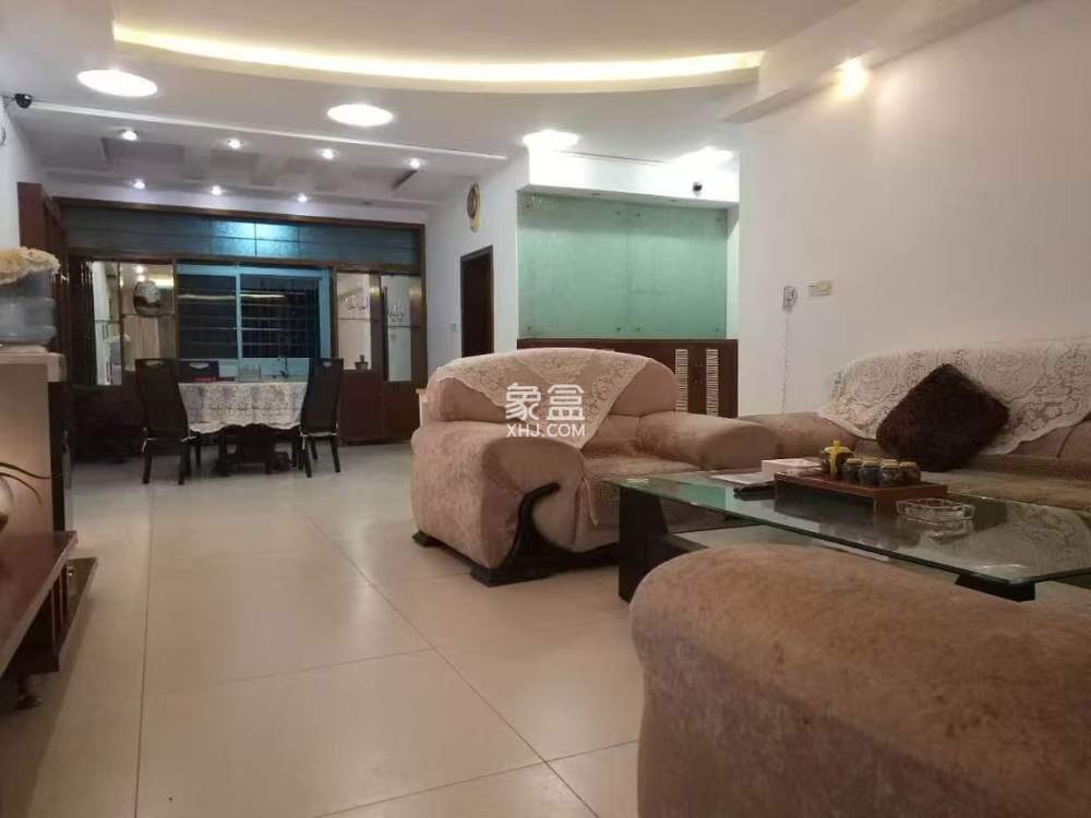 株洲师专  4室2厅1卫    85.0万 株洲师专  4室2厅1卫    85.0万