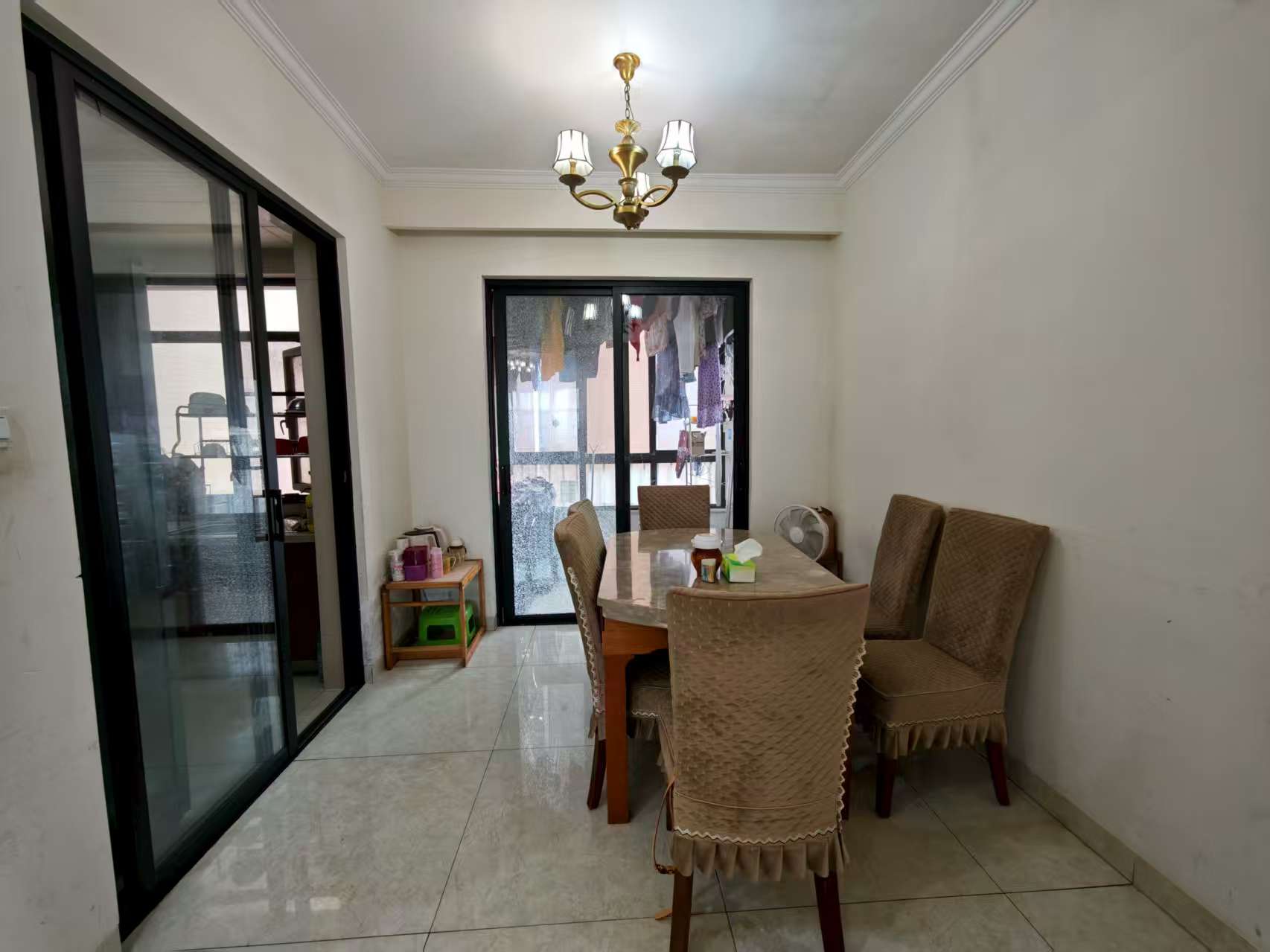 康桥美郡 4室2厅2卫 70.0万 康桥美郡 4室2厅2卫 70.0万室内图