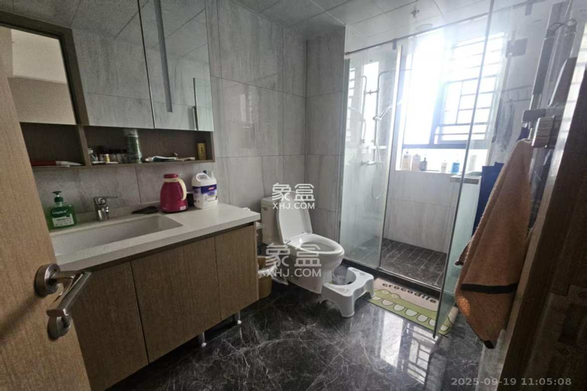 旭辉都会山 4室2厅3卫 10000.0元/月 旭辉都会山 4室2厅3卫 10000.0元/月室内图