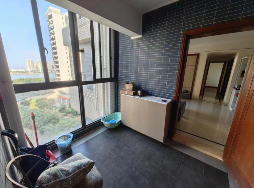 碧桂园滨海国际一期(2602地块) 3室2厅2卫 2700.0元/月 碧桂园滨海国际一期(2602地块) 3室2厅2卫 2700.0元/月室内图