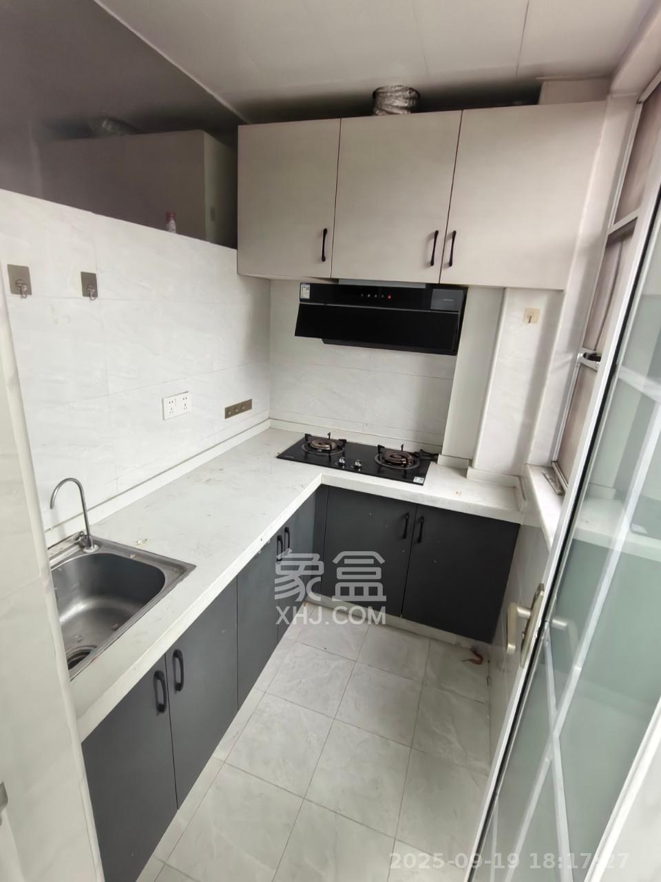 朝正美苑 1室1厅1卫 1600.0元/月 朝正美苑 1室1厅1卫 1600.0元/月室内图