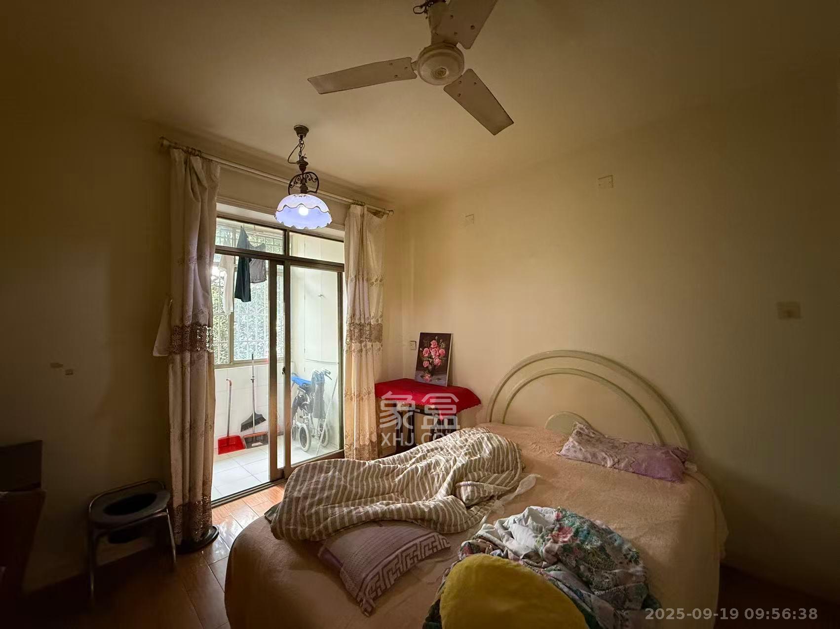 南湖路水工机械厂宿舍 2室1厅1卫 1600.0元/月 南湖路水工机械厂宿舍 2室1厅1卫 1600.0元/月室内图