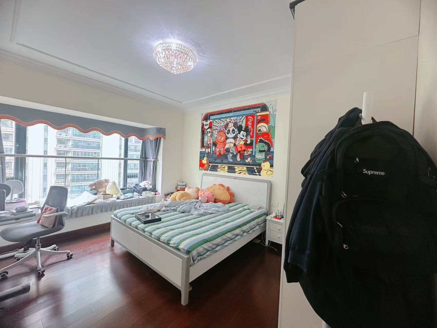 恒大绿洲  3室2厅2卫    2400.0元/月