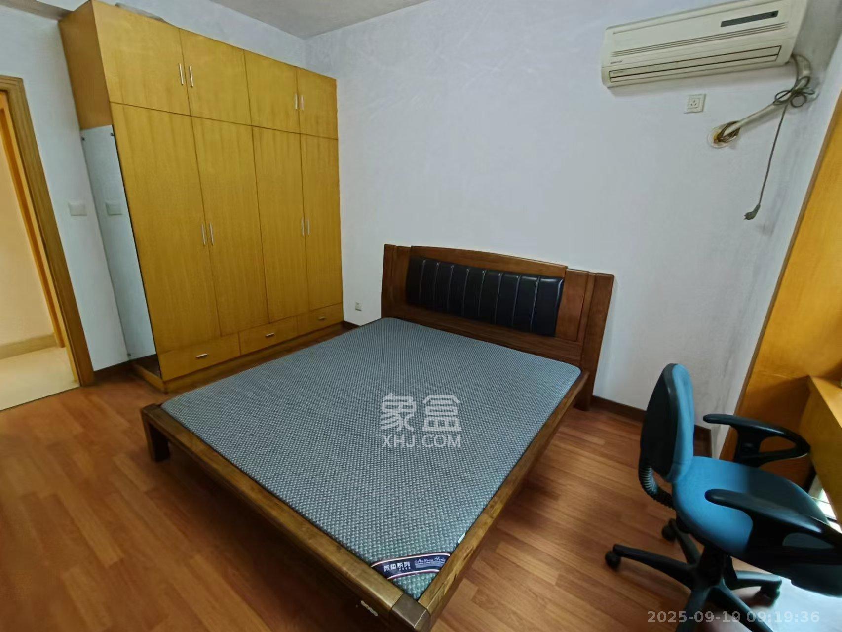 华盛家园  2室2厅1卫    2500.0元/月室内图