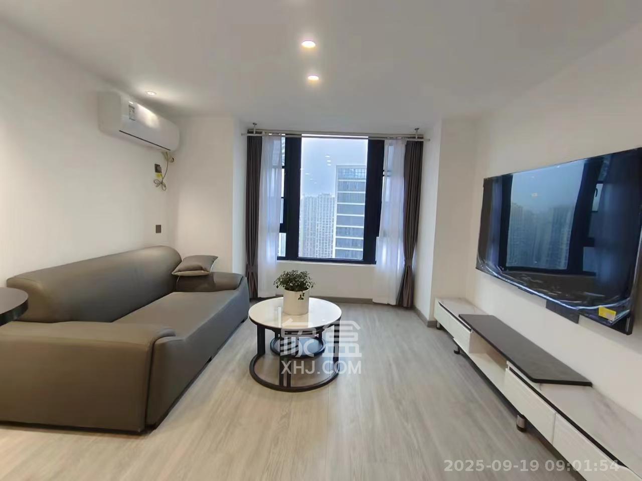 中海阅溪府  2室1厅1卫   1900.00元/月