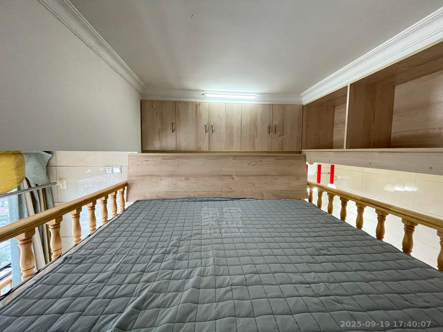 白金汉宫 1室1厅1卫 1300.0元/月 白金汉宫 1室1厅1卫 1300.0元/月室内图