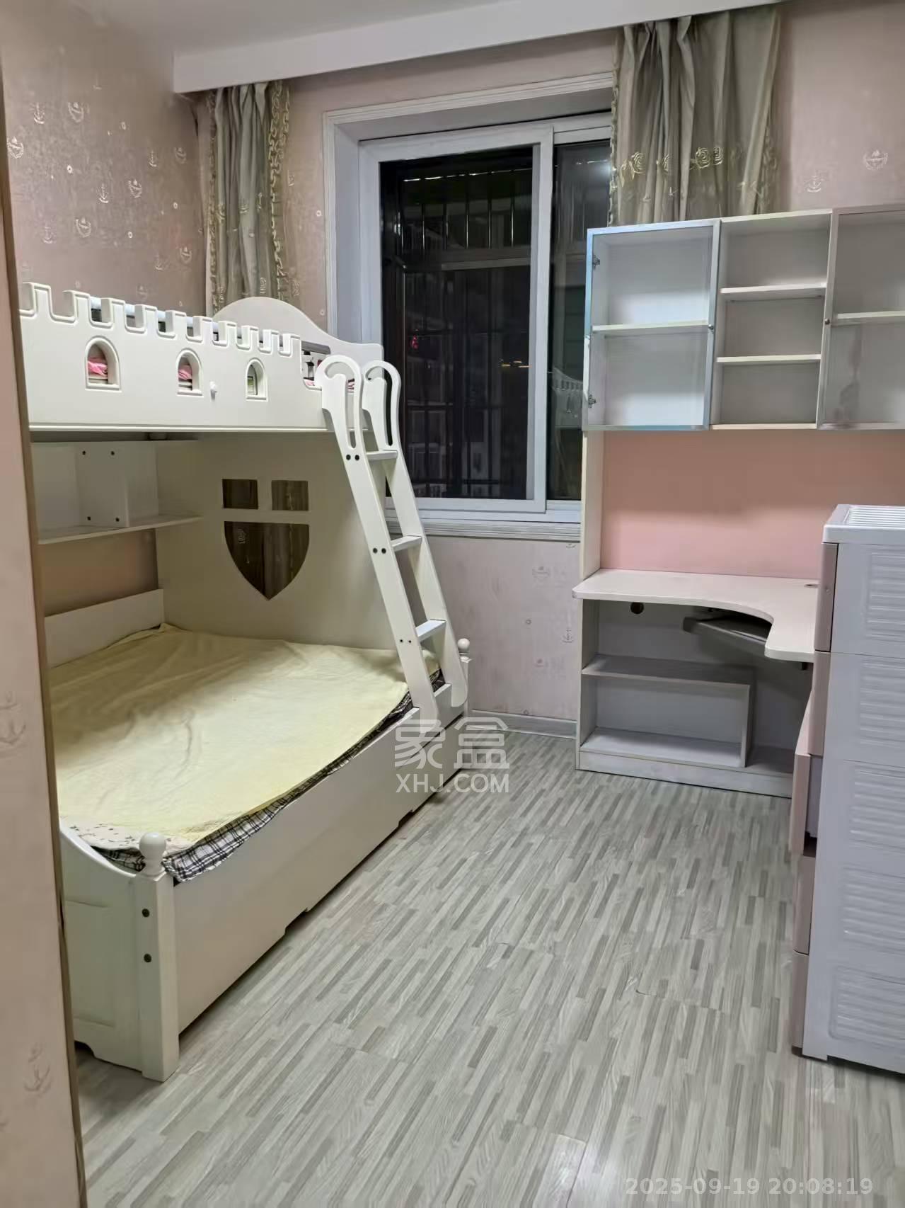 先福安置小区  2室1厅1卫    1500.0元/月室内图