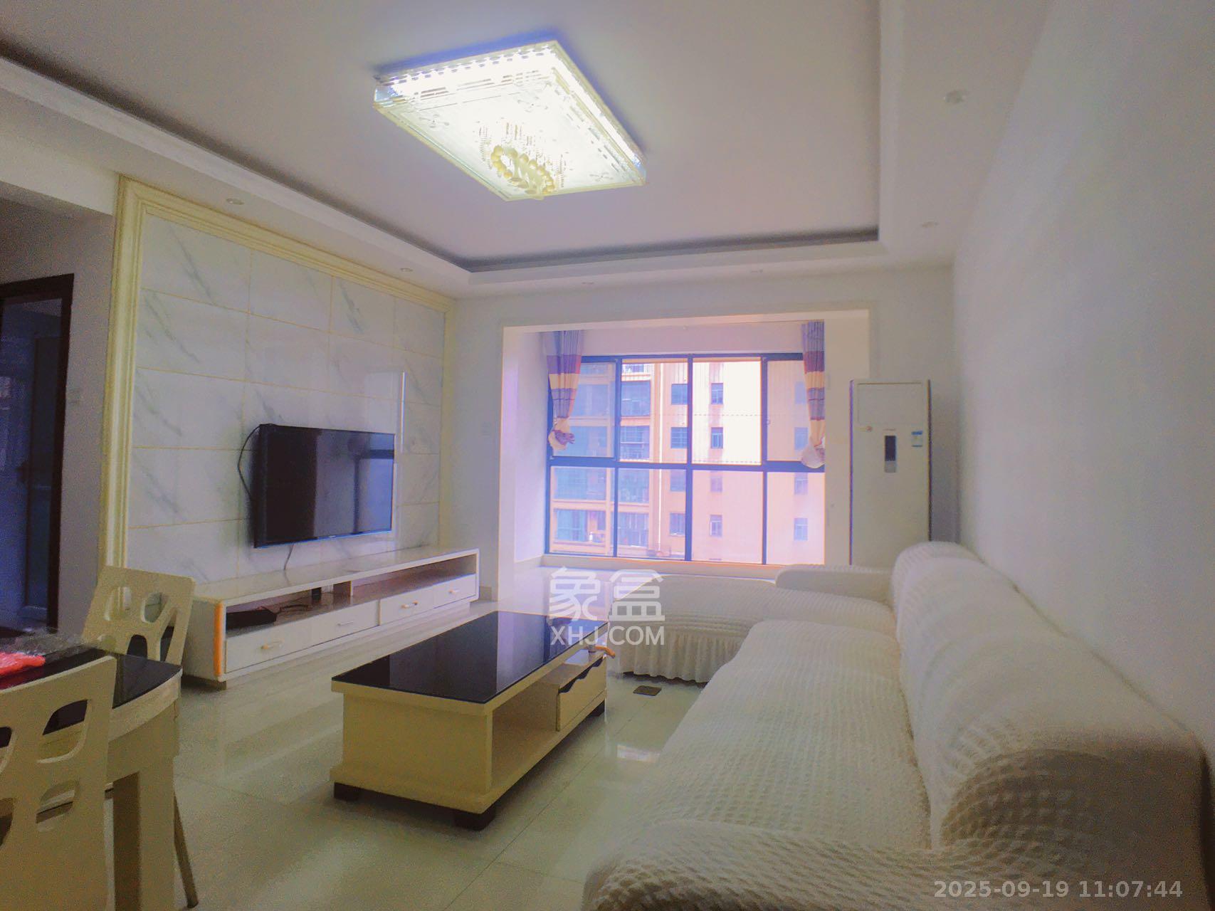 才子佳郡  3室2厅1卫    1900.0元/月室内图