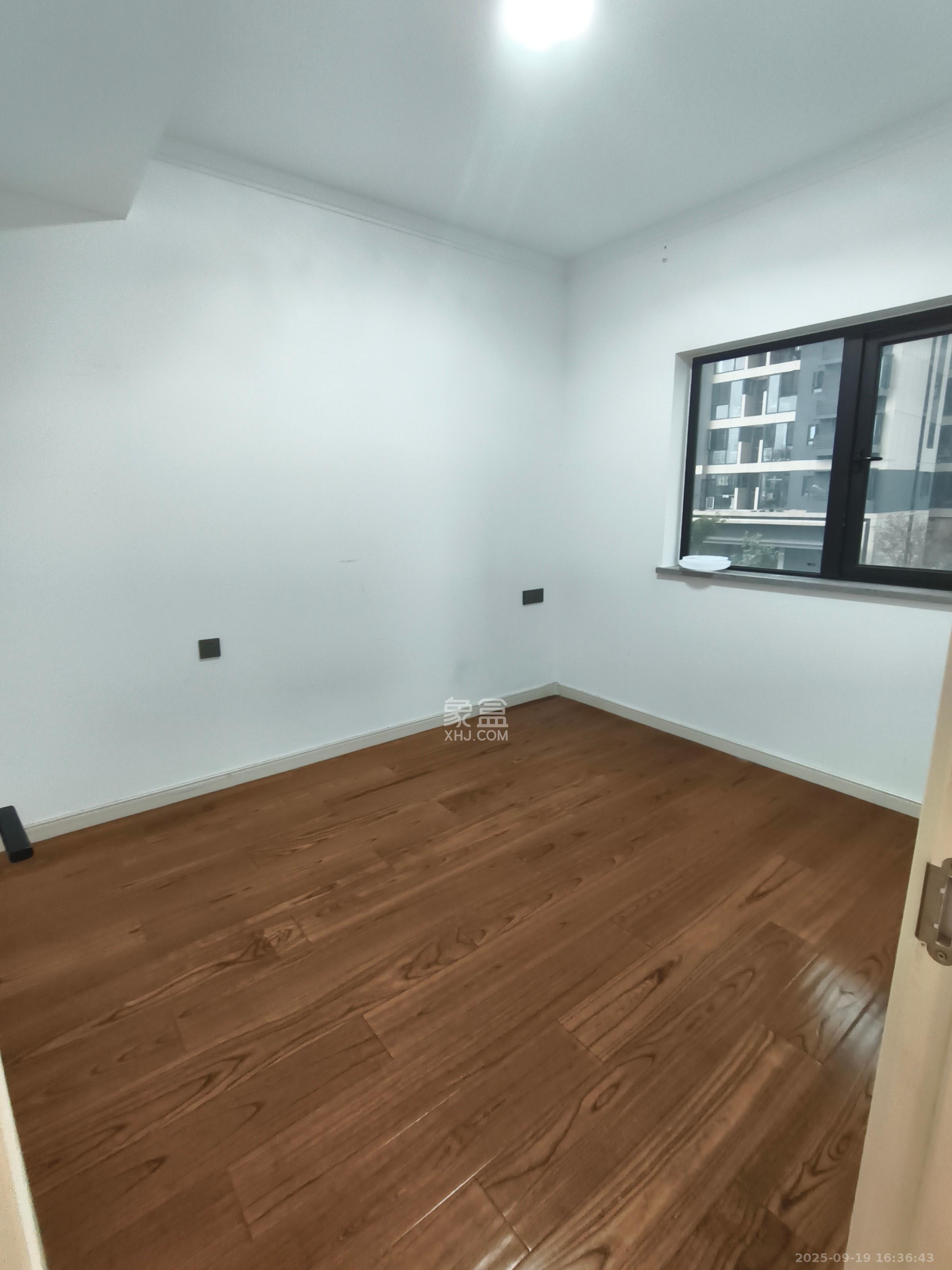 万科金色梦想B区 4室2厅2卫 3200.0元/月 万科金色梦想B区 4室2厅2卫 3200.0元/月室内图