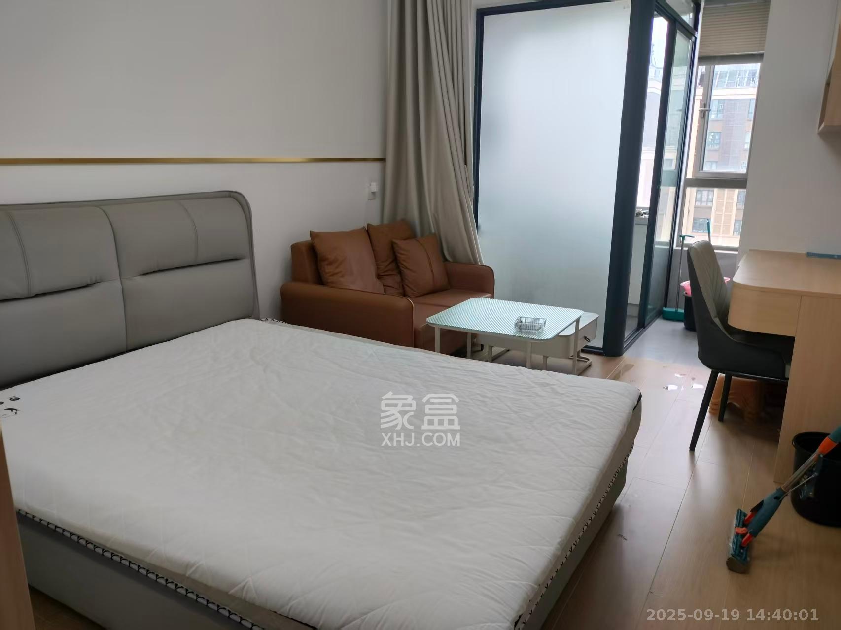 怡海星城 1室1厅1卫 1100.0元/月 怡海星城 1室1厅1卫 1100.0元/月室内图