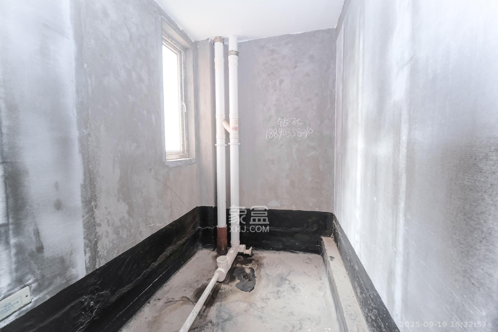 山水湾  1室0厅0卫    83.0万卫生间