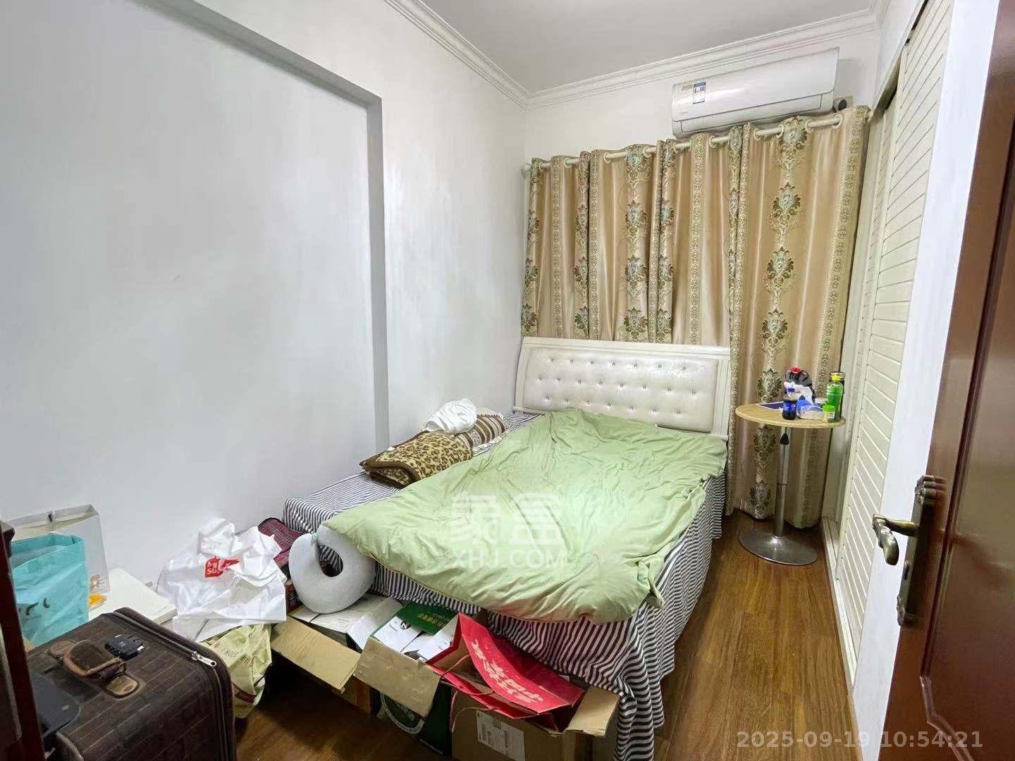 兴威帕克水岸  3室2厅2卫    2300.0元/月室内图