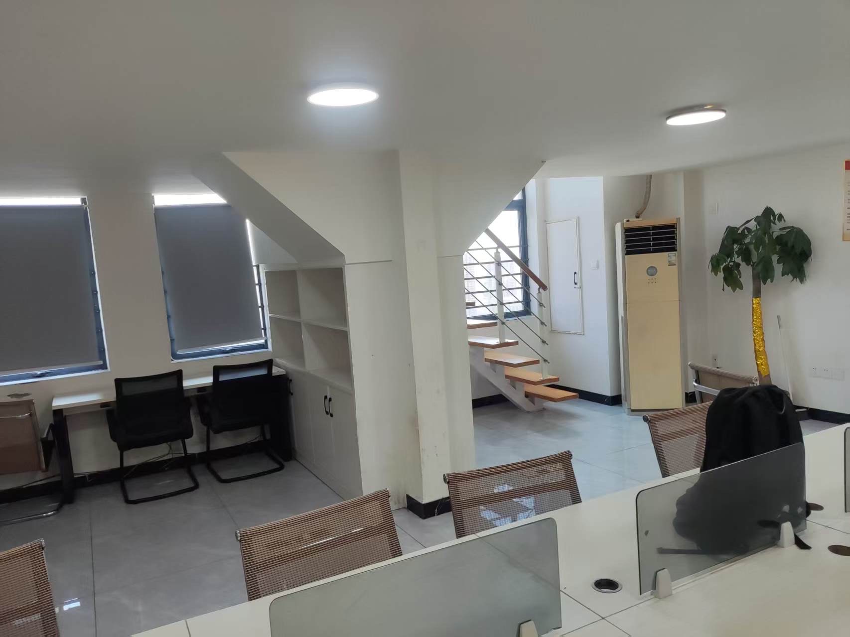 华润置地广场二期 1室1厅1卫 4500.0元/月 华润置地广场二期 1室1厅1卫 4500.0元/月户型图