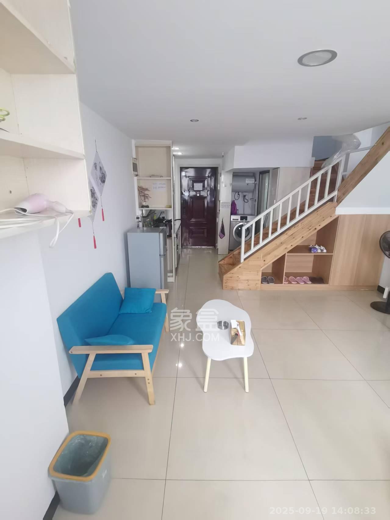 MOMA当代广场 2室1厅1卫 1100.0元/月 MOMA当代广场 2室1厅1卫 1100.0元/月室内图