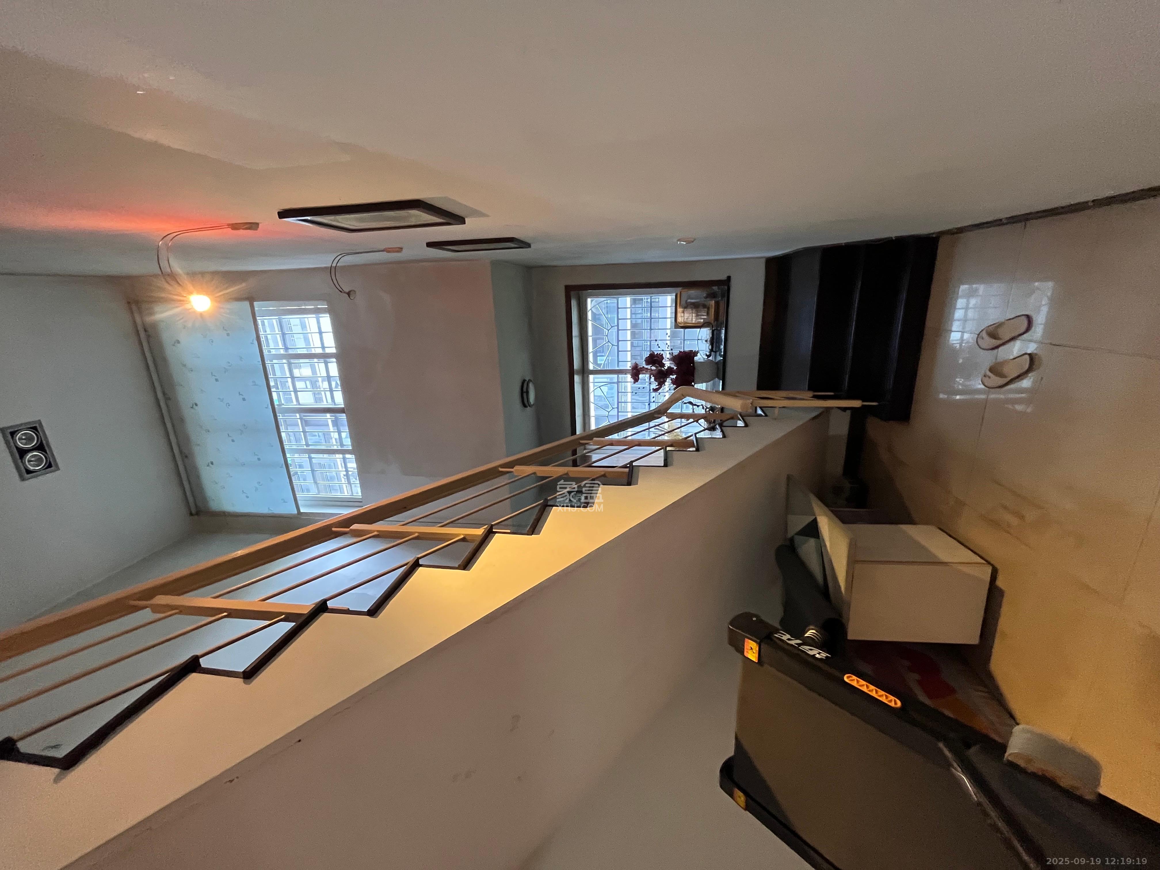 森宇佳园 4室2厅1卫 2400.0元/月 森宇佳园 4室2厅1卫 2400.0元/月室内图