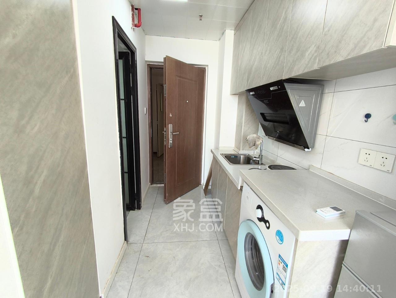 保利香槟国际 1室1厅1卫 1000.0元/月 保利香槟国际 1室1厅1卫 1000.0元/月室内图