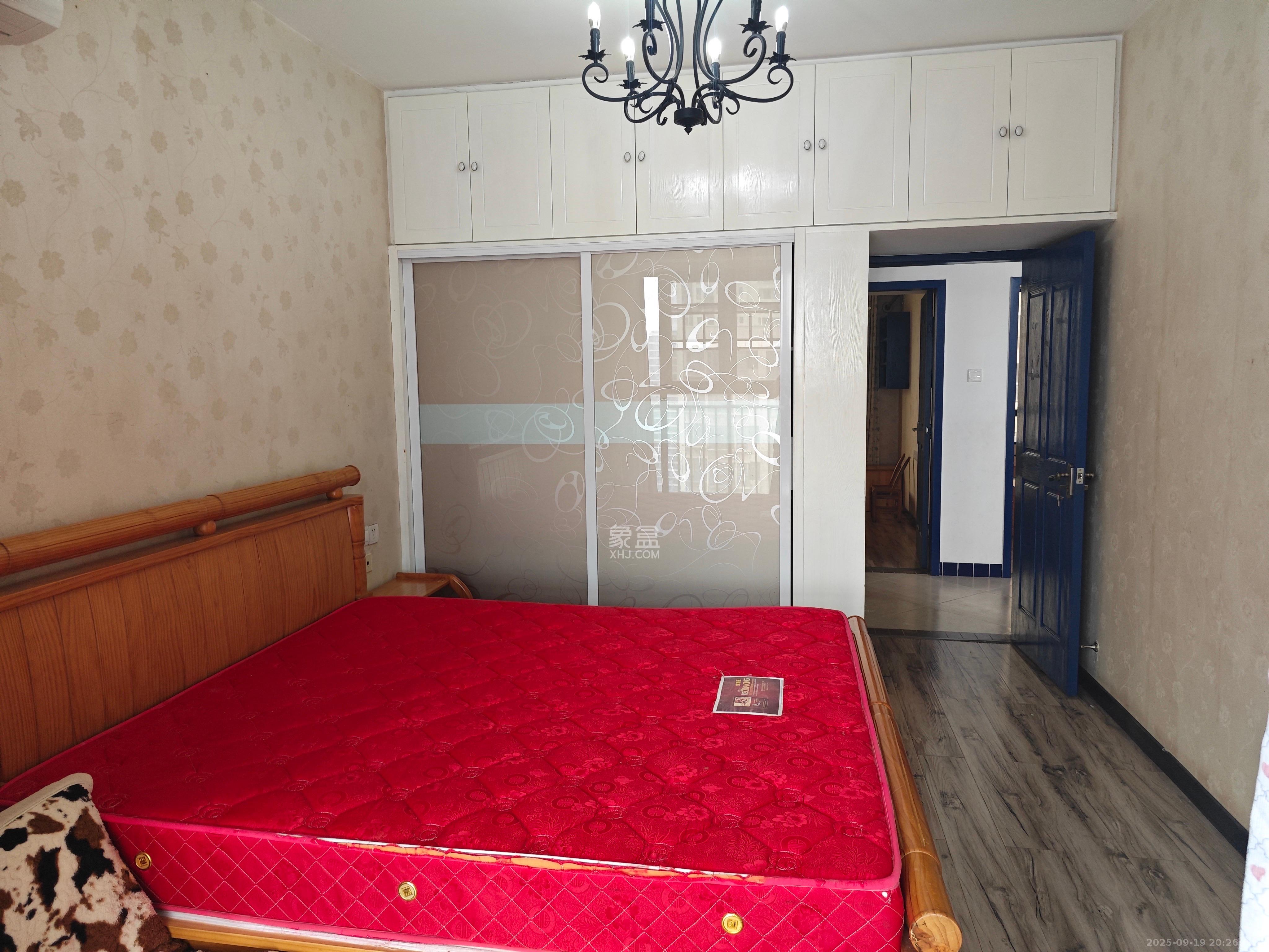 东岸城邦 3室2厅1卫 2750.00元/月 东岸城邦 3室2厅1卫 2750.00元/月室内图