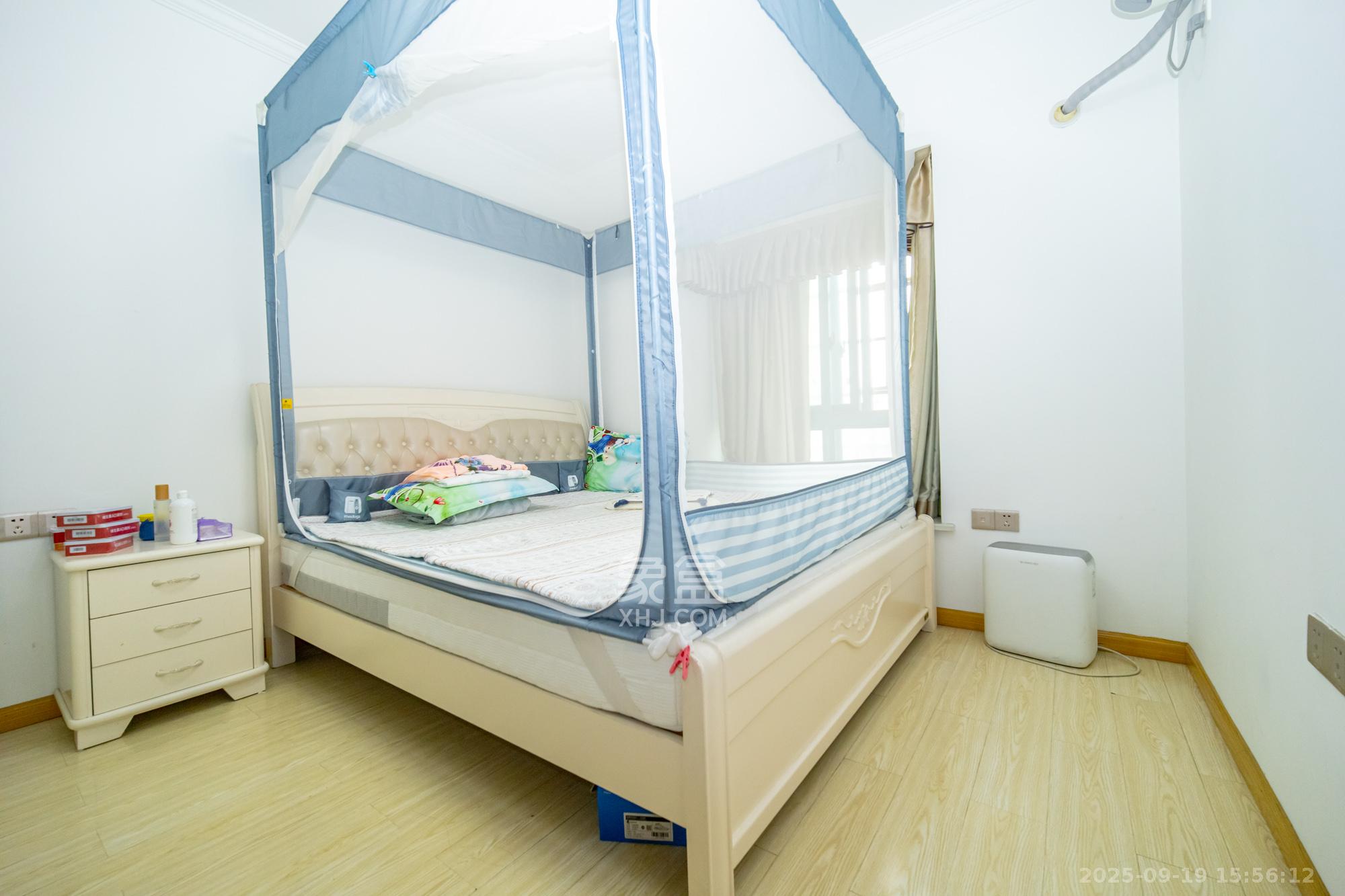 蝴蝶谷  2室2厅1卫    46.8万卧室