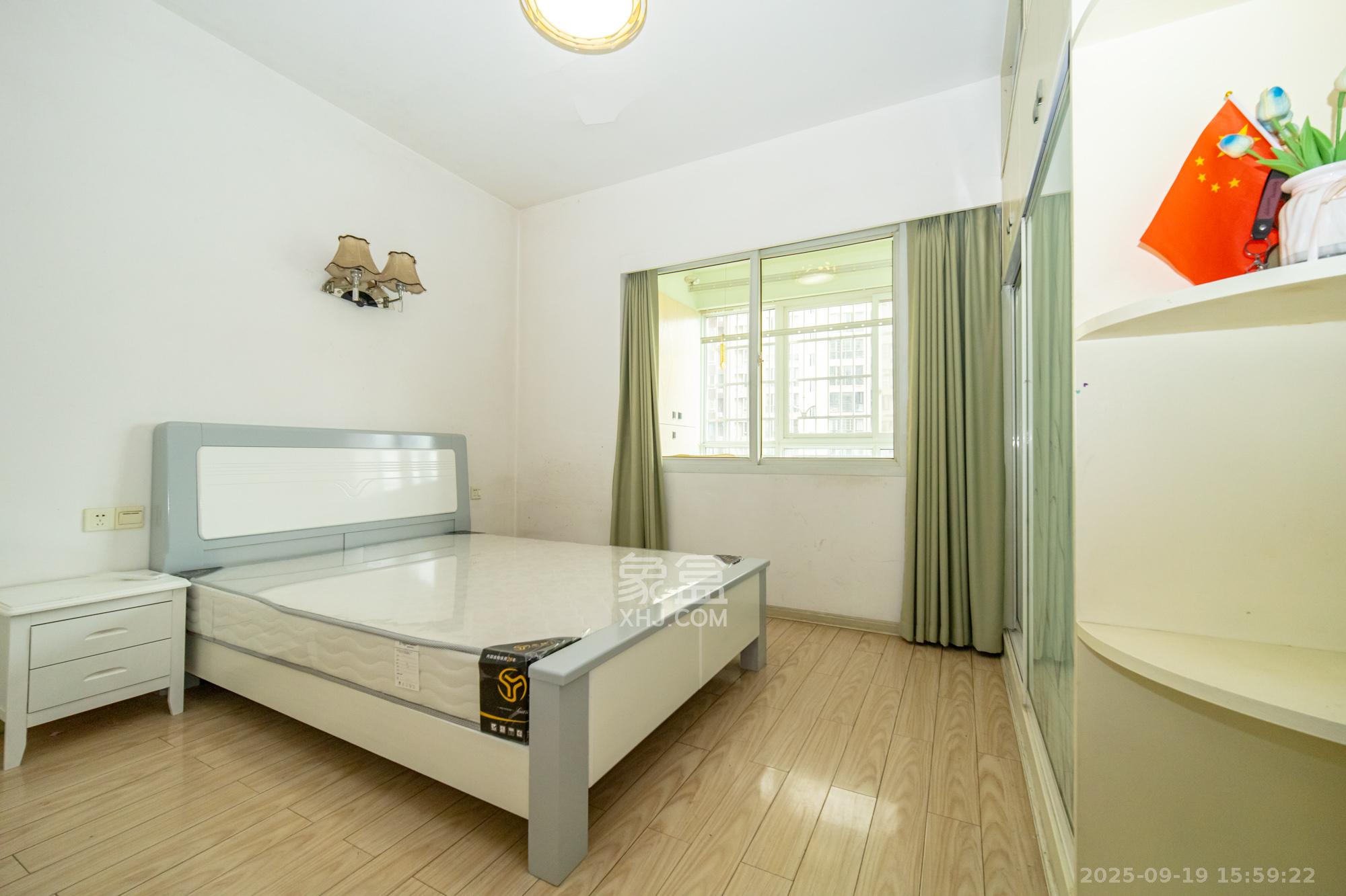 楚天馨苑 3室2厅2卫 68.8万 楚天馨苑 3室2厅2卫 68.8万卧室