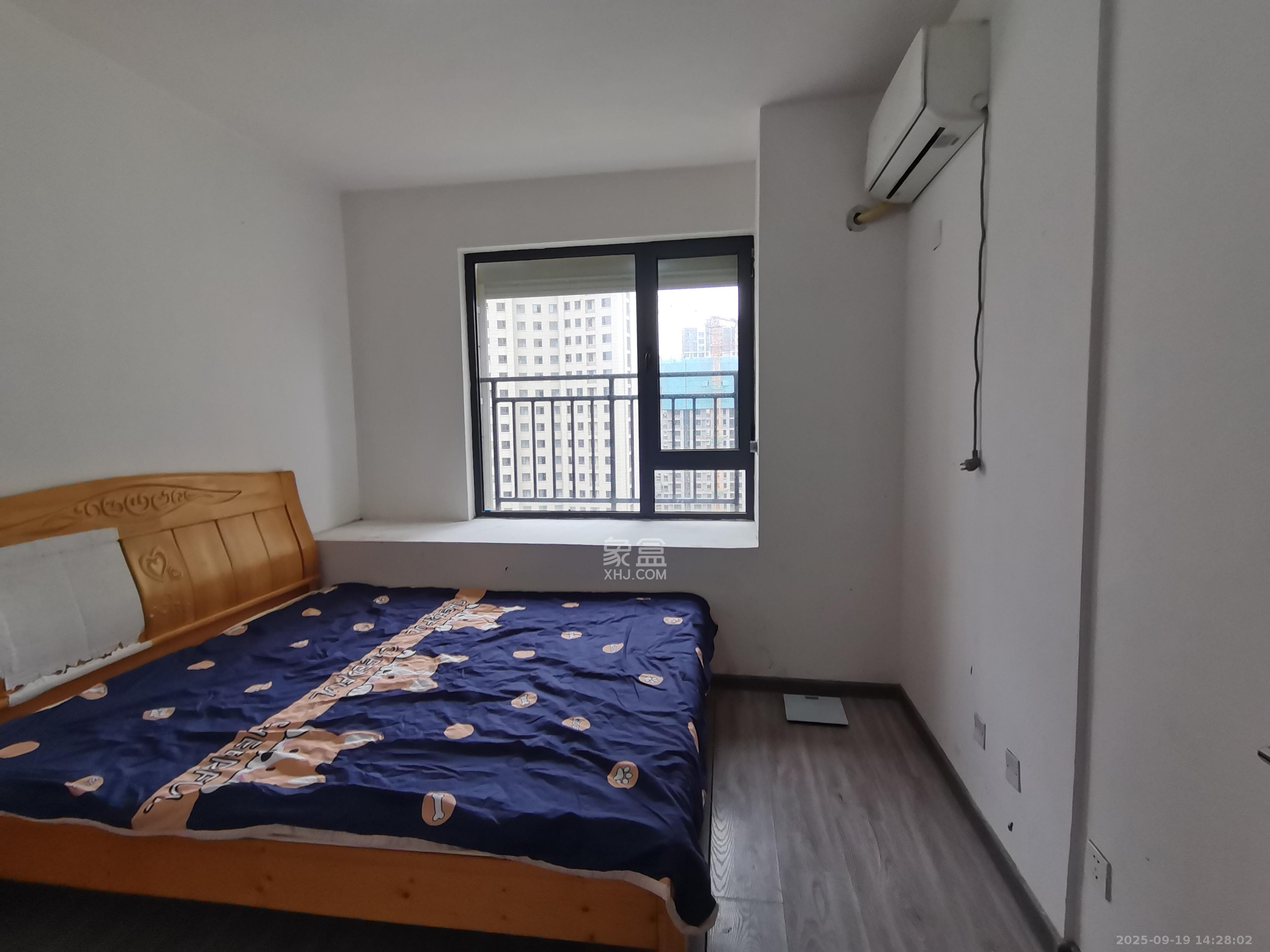 明发阅江悦府  3室2厅1卫    1700.0元/月室内图