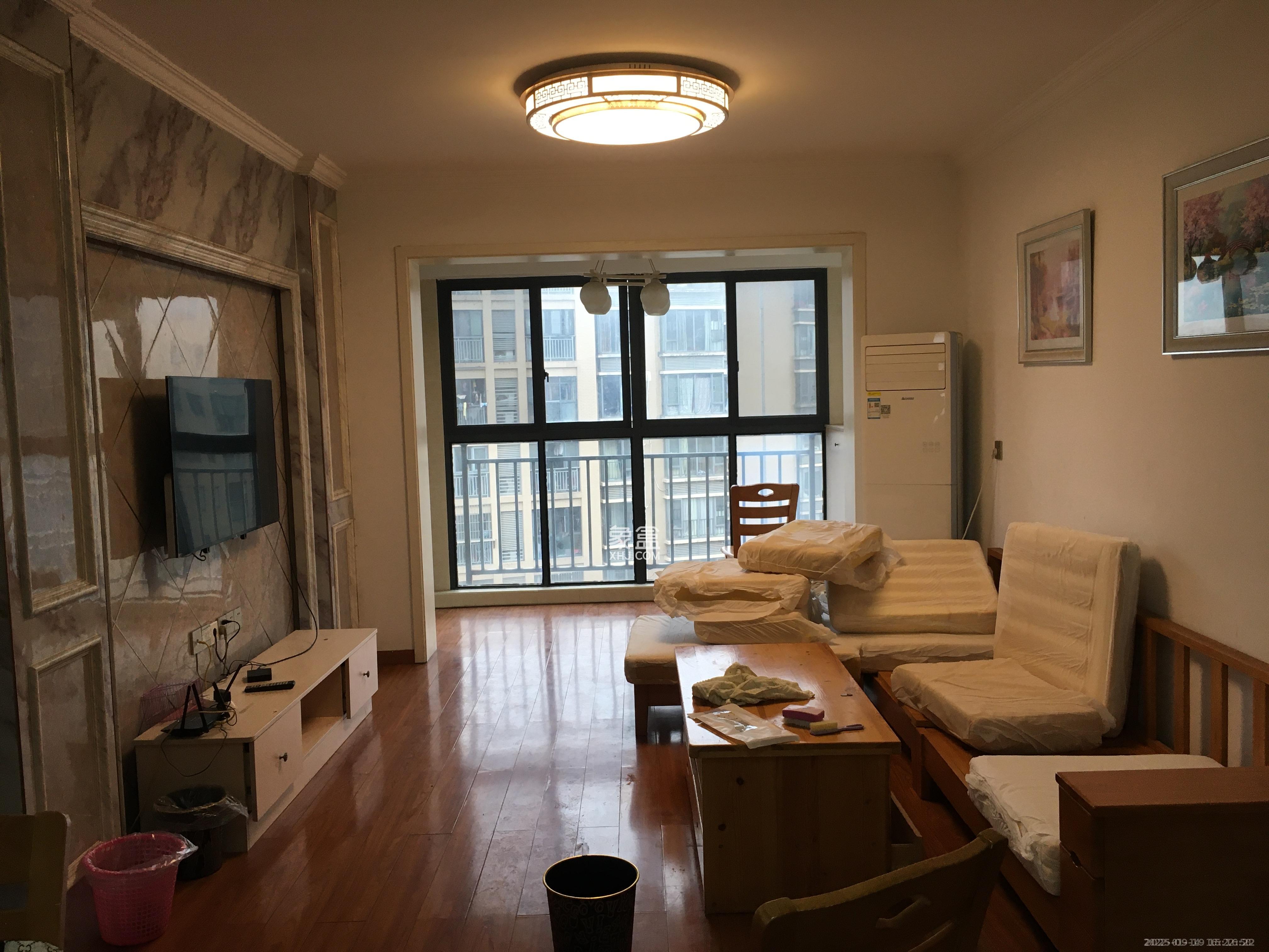 鑫远御文台一期  3室2厅1卫    2500.0元/月室内图