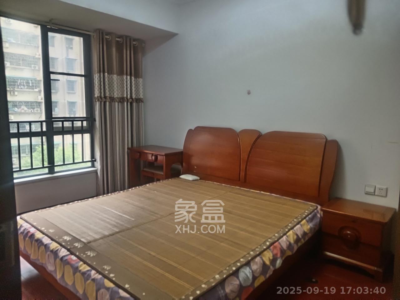 万博汇  3室2厅1卫    3600.0元/月室内图