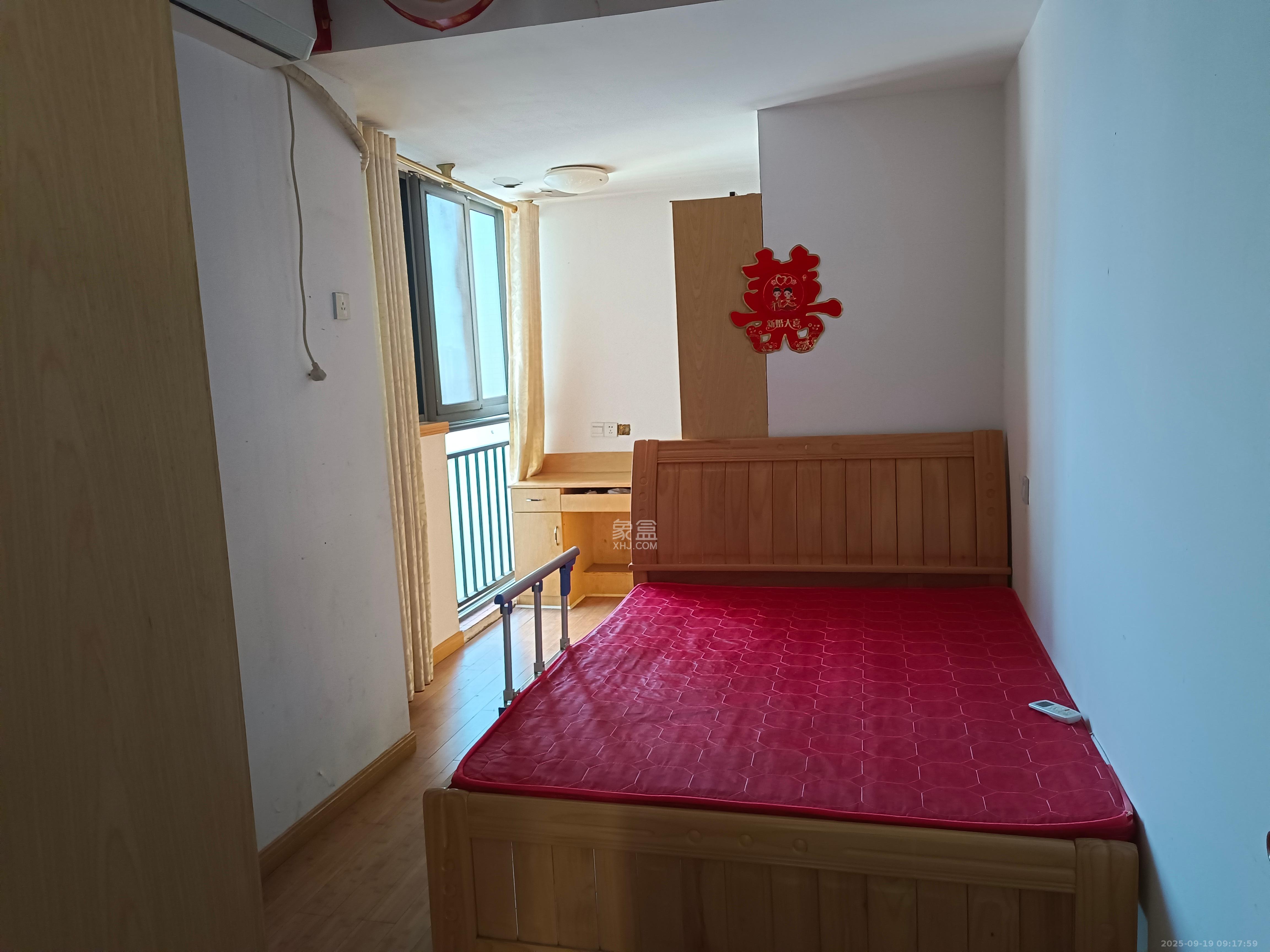 浩龙音乐界 3室2厅2卫 1650.0元/月 浩龙音乐界 3室2厅2卫 1650.0元/月室内图