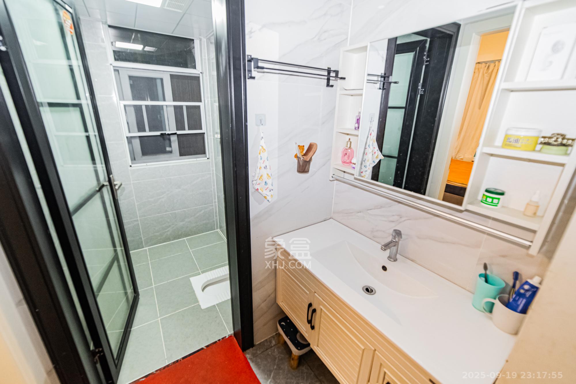 北辰三角洲C2区 3室2厅2卫 162.0万 北辰三角洲C2区 3室2厅2卫 162.0万卫生间