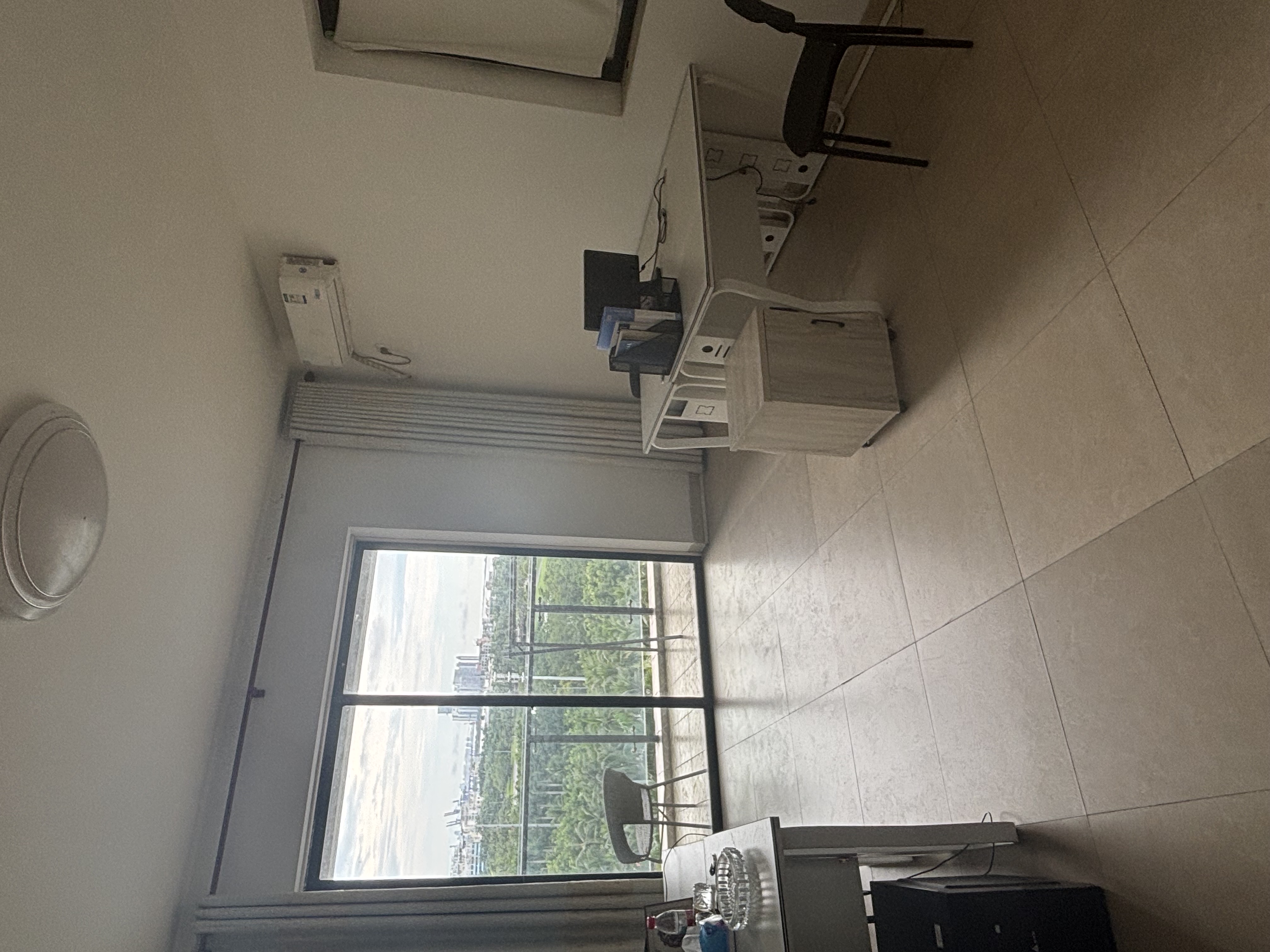 宝华海景 1室1厅1卫 2600.0元/月 宝华海景 1室1厅1卫 2600.0元/月室内图