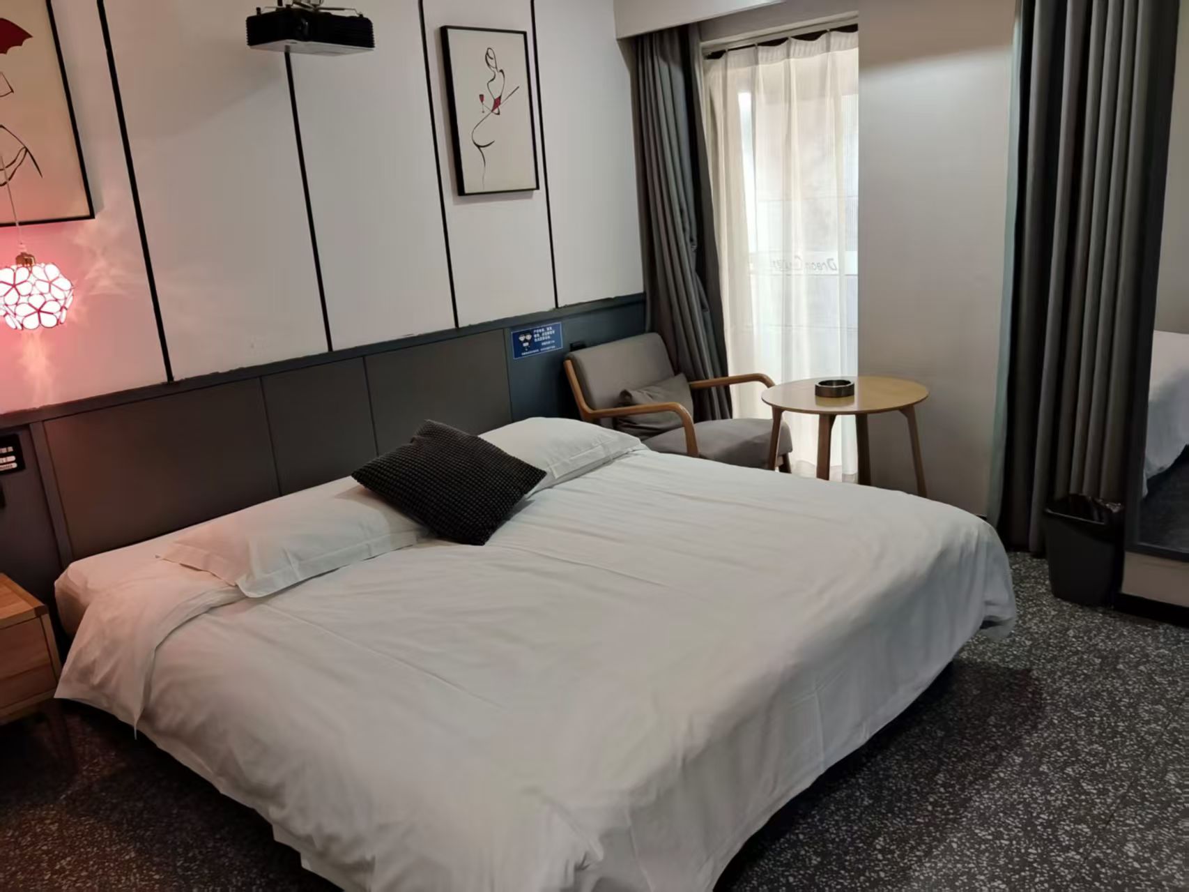 五一新干线 4室1厅1卫 5000.0元/月 五一新干线 4室1厅1卫 5000.0元/月户型图