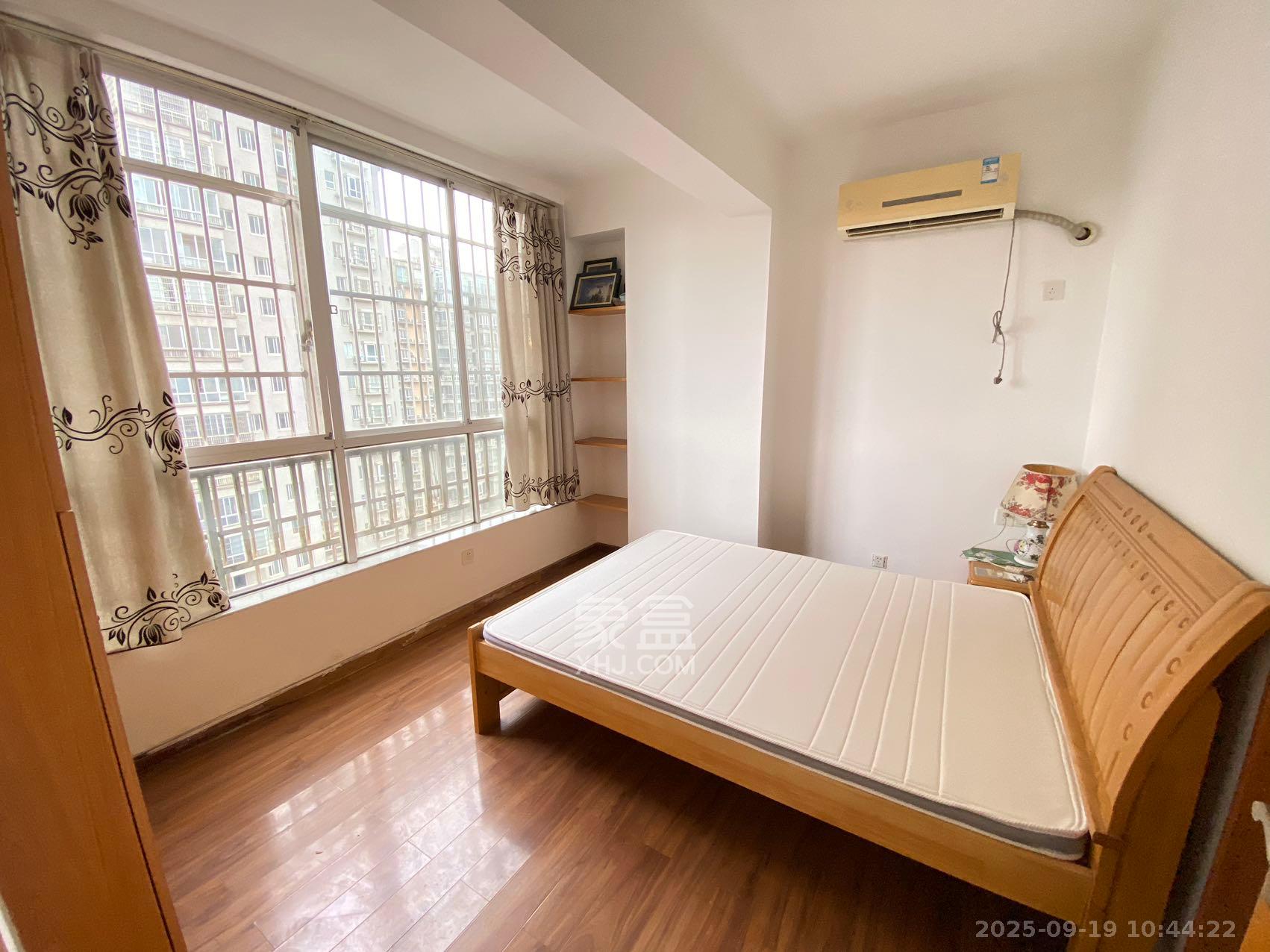 月湖兰庭 2室1厅1卫 2100.0元/月 月湖兰庭 2室1厅1卫 2100.0元/月室内图