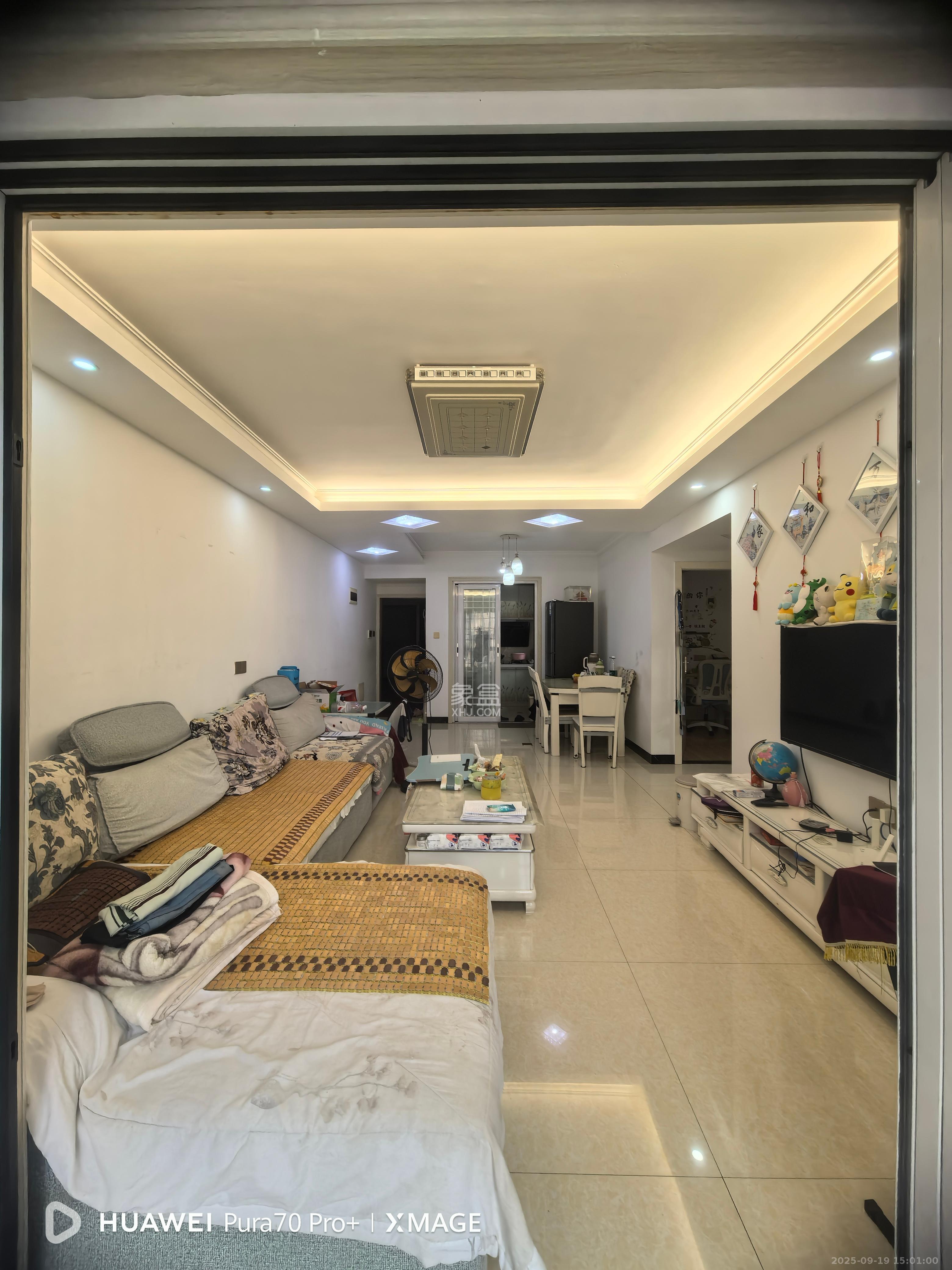 丽发新城 1室0厅0卫 1800.0元/月 丽发新城 1室0厅0卫 1800.0元/月室内图