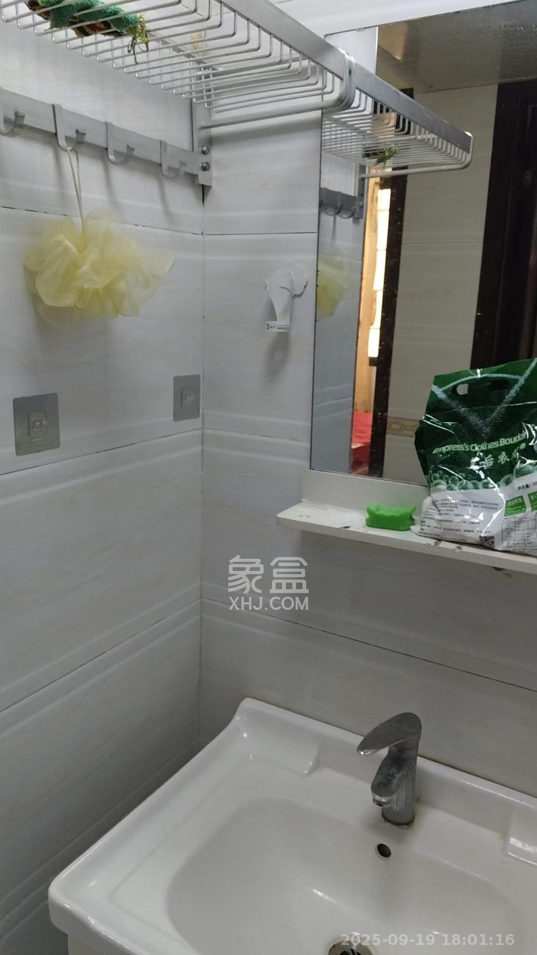 金南家园一期 1室0厅0卫 2000.0元/月 金南家园一期 1室0厅0卫 2000.0元/月室内图