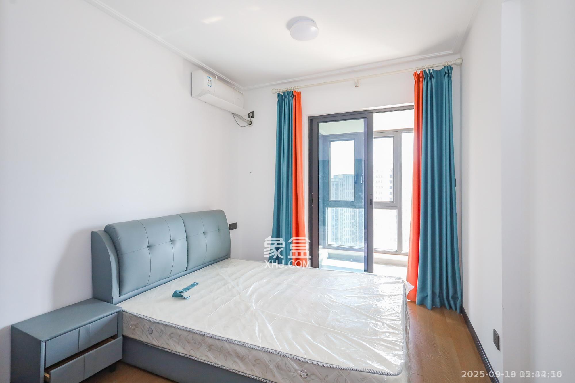 卓越中寰 3室2厅2卫 4600.0元/月 卓越中寰 3室2厅2卫 4600.0元/月室内图